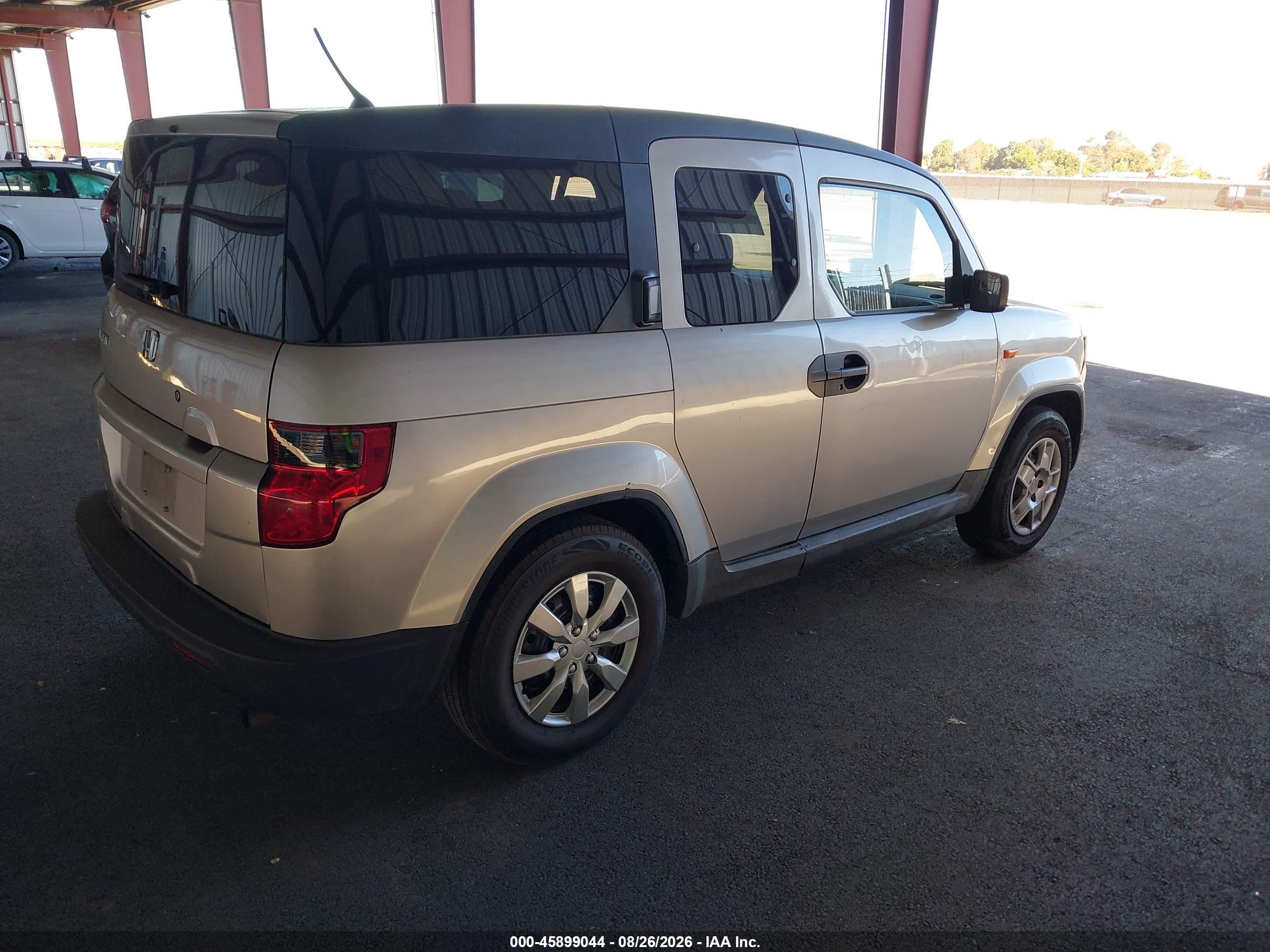 2010 Honda Element Lx Silver vin: 5J6YH1H34AL006801