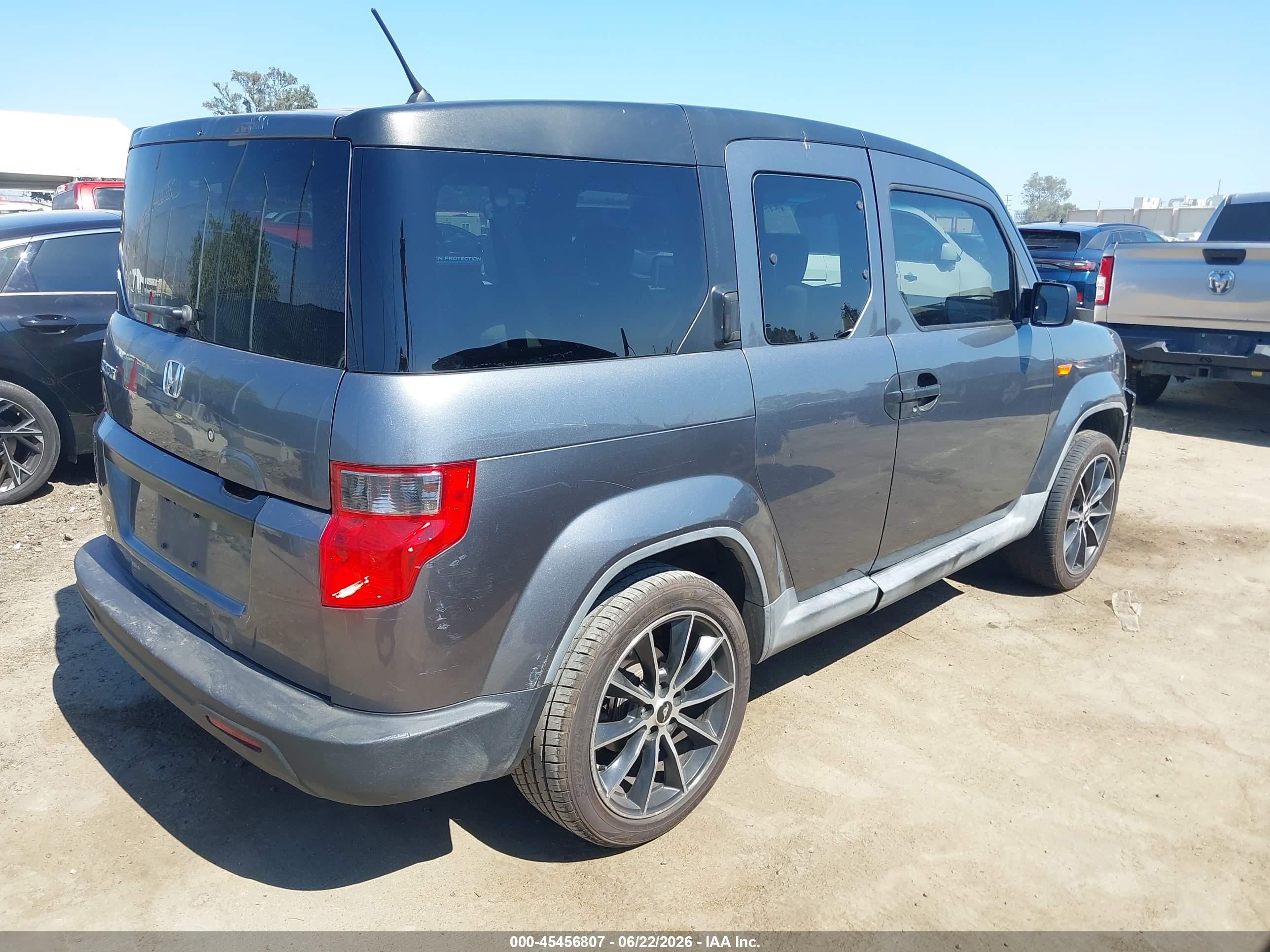2010 Honda Element Lx Gray vin: 5J6YH1H36AL001132
