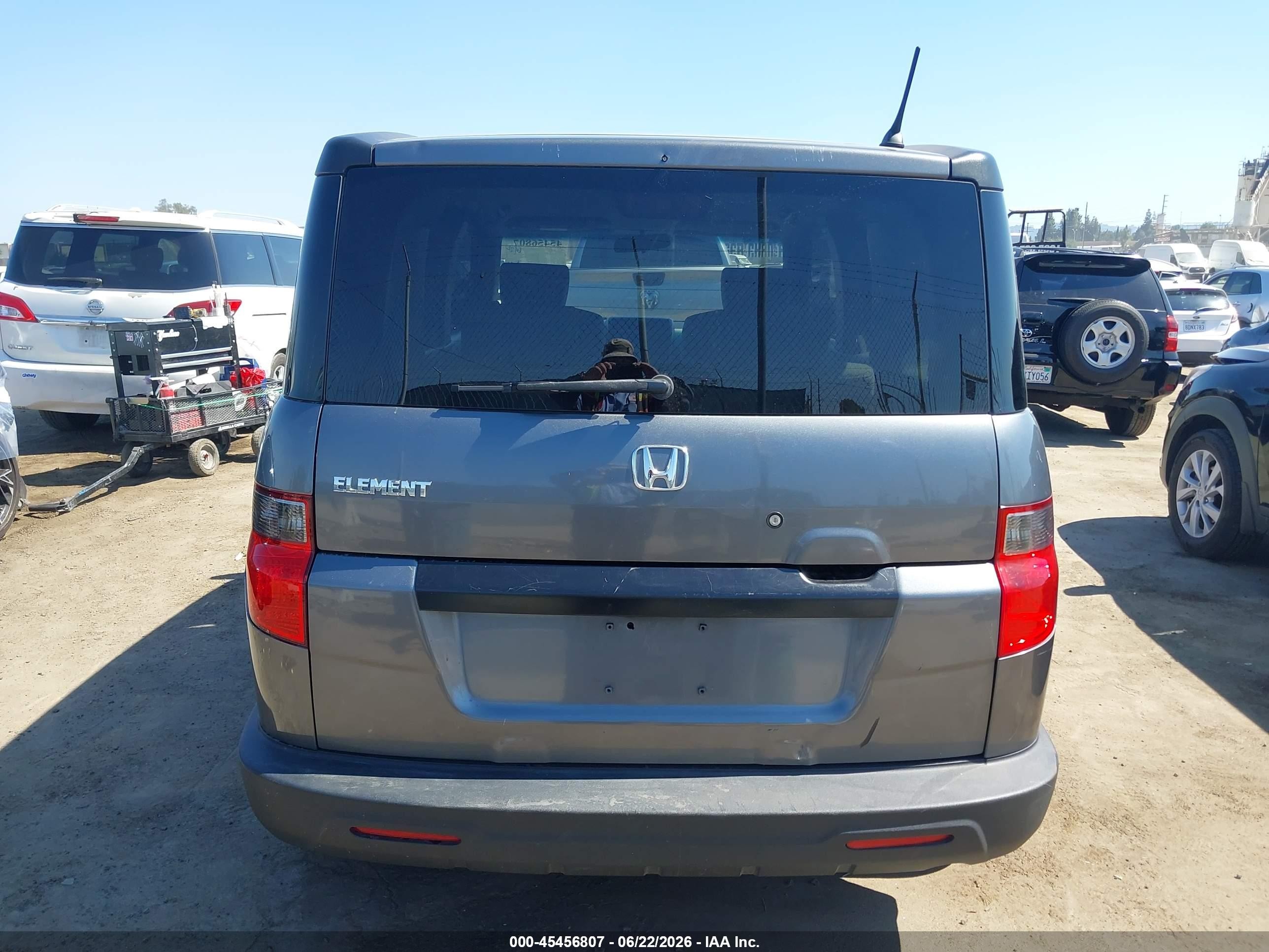 2010 Honda Element Lx Gray vin: 5J6YH1H36AL001132