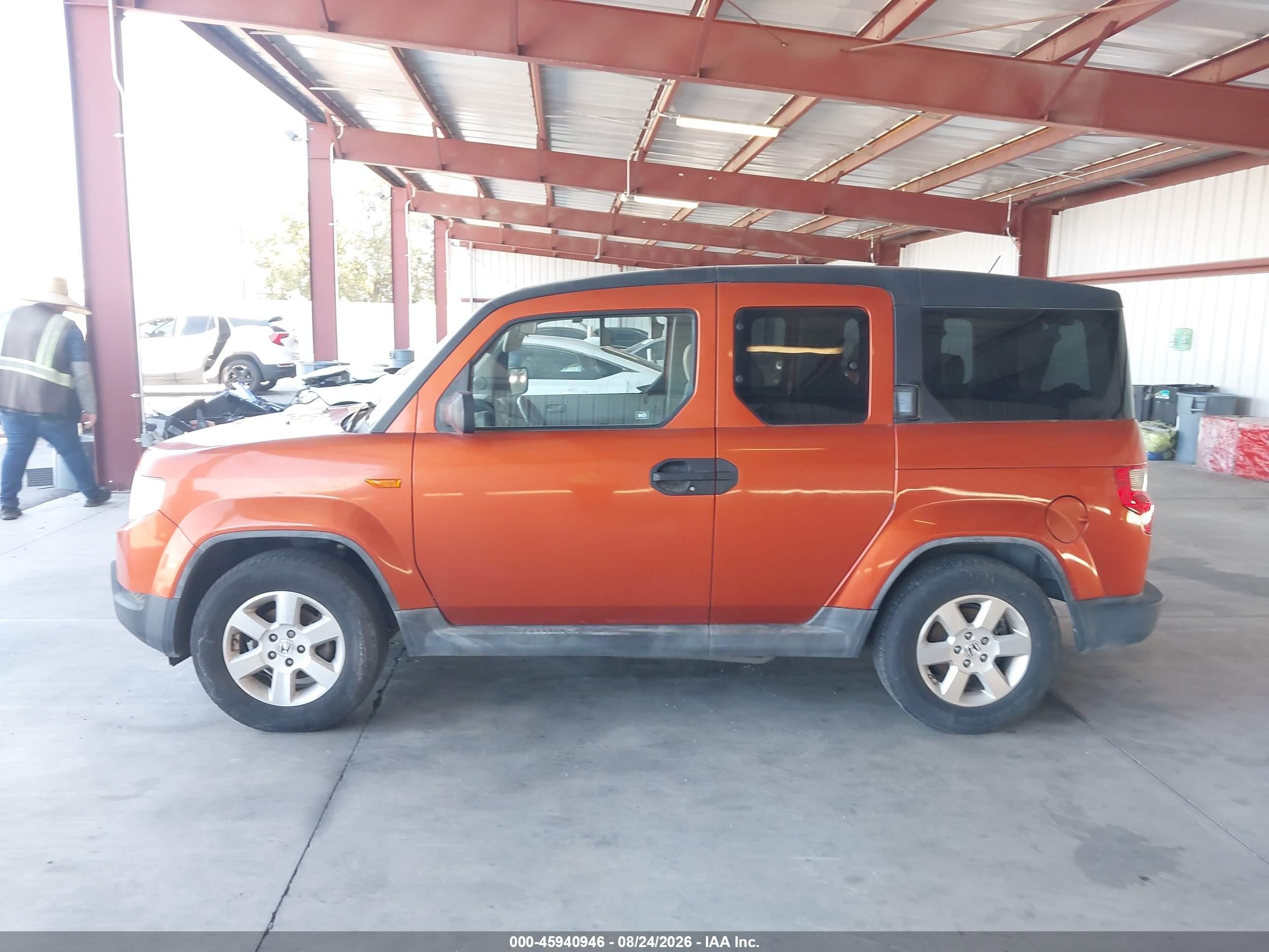 2011 Honda Element Ex Orange vin: 5J6YH1H75BL003636