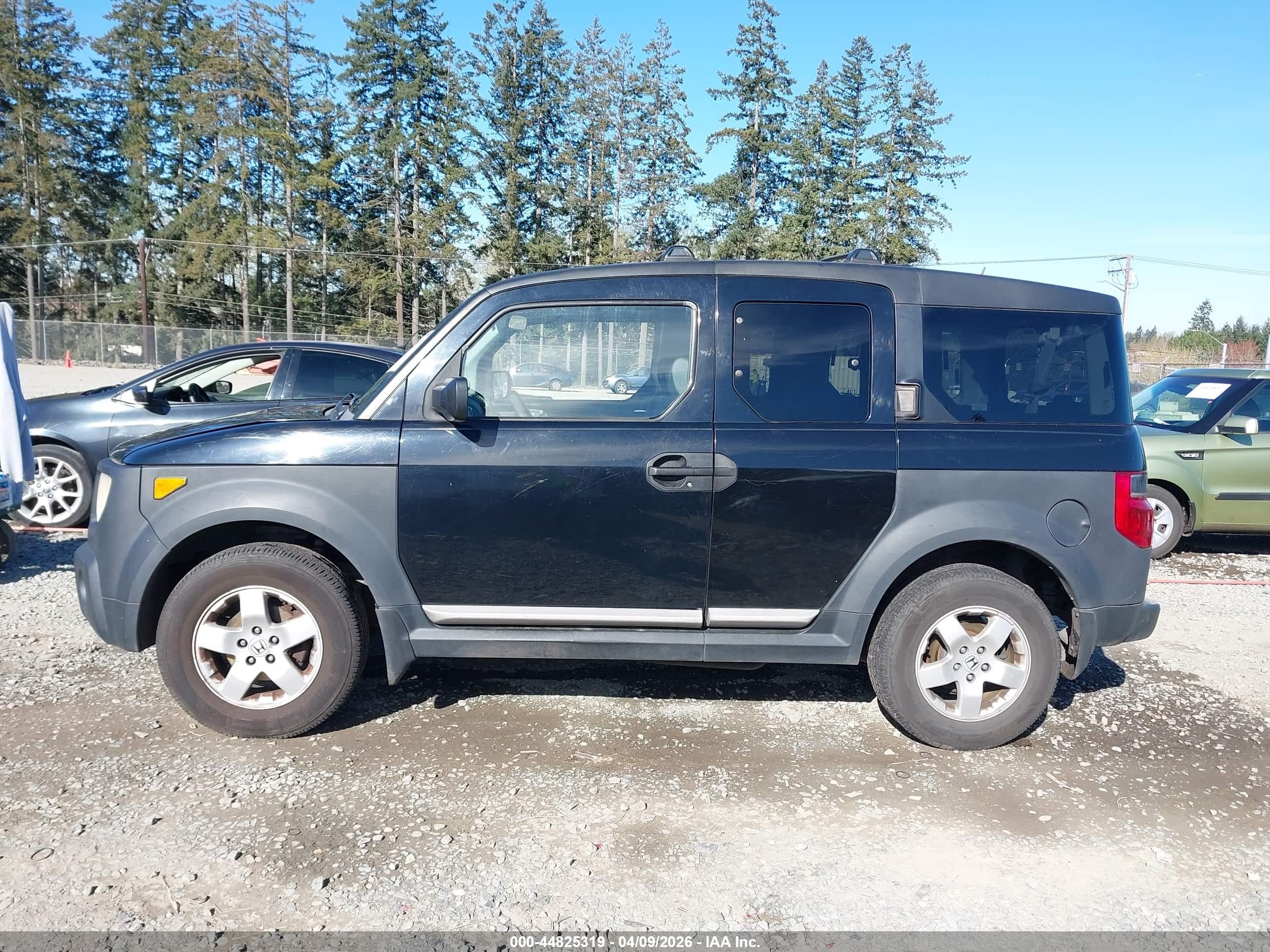 2005 Honda Element Ex Black vin: 5J6YH27615L020775