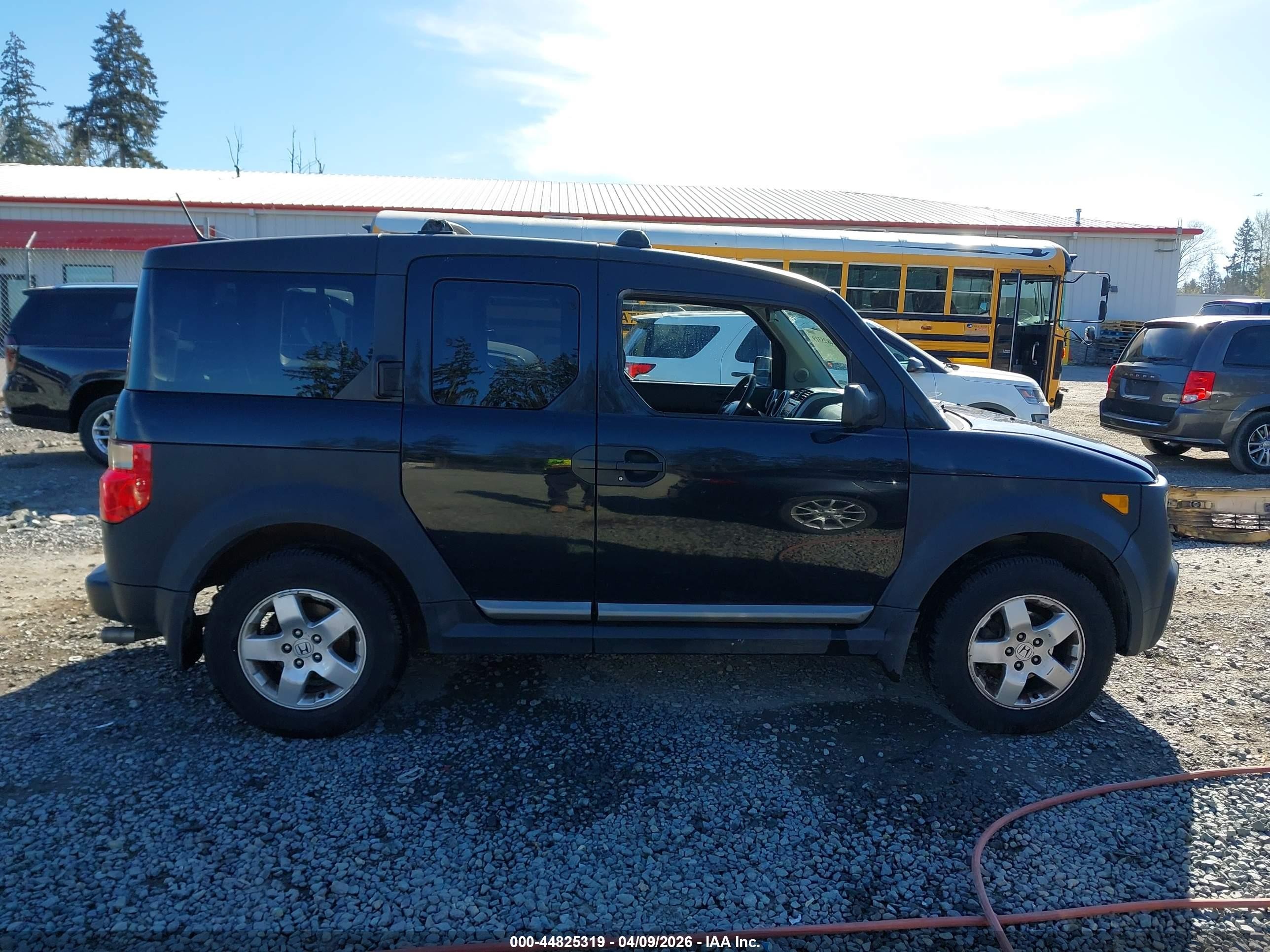 2005 Honda Element Ex Black vin: 5J6YH27615L020775