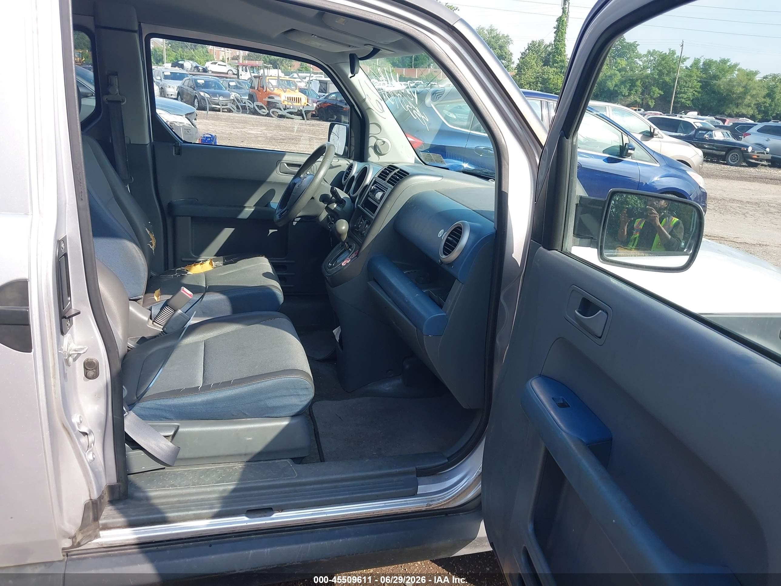 2005 Honda Element Lx Серый vin: 5J6YH28315L014558