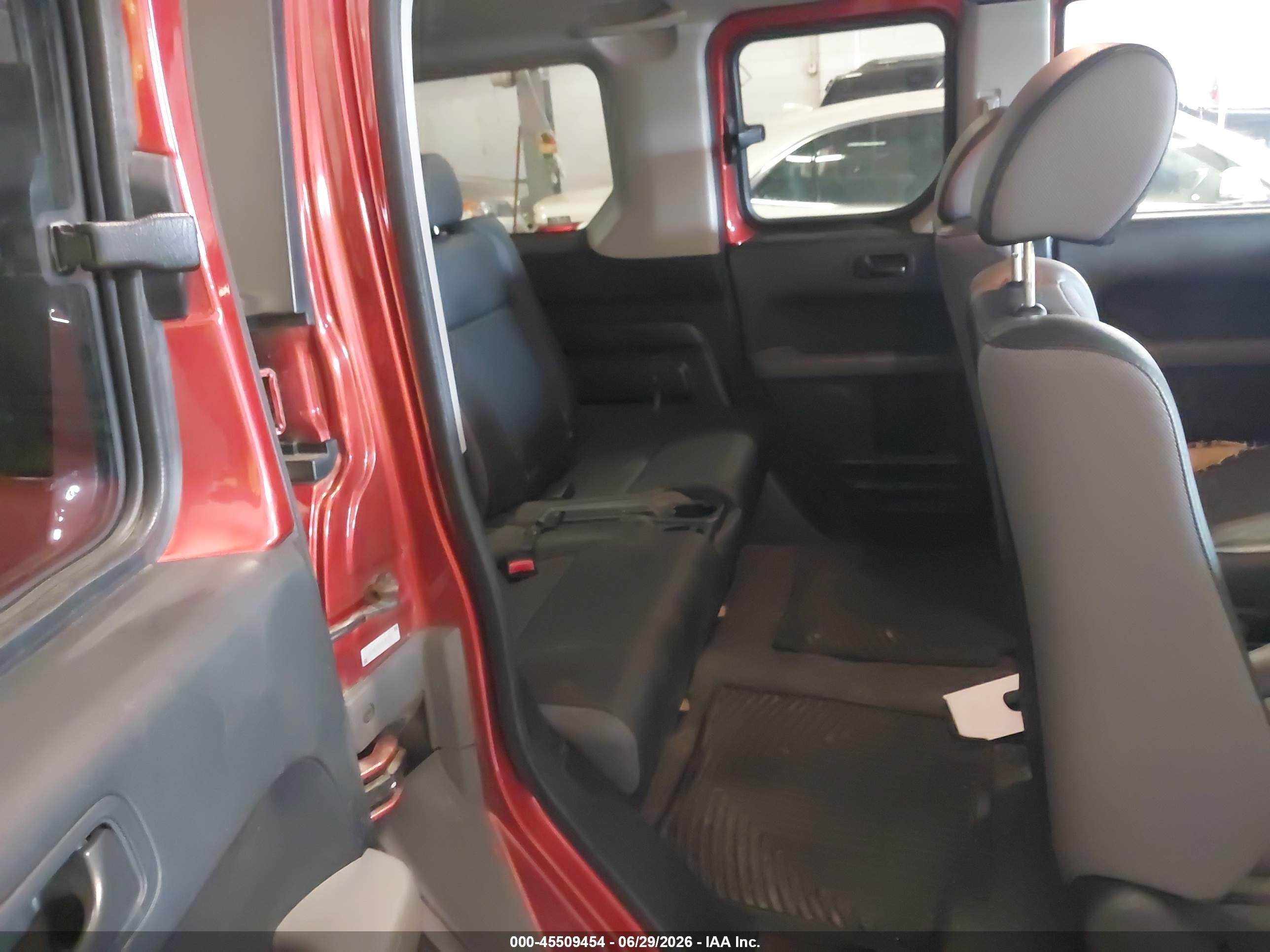 2005 Honda Element Lx Orange vin: 5J6YH28325L033555