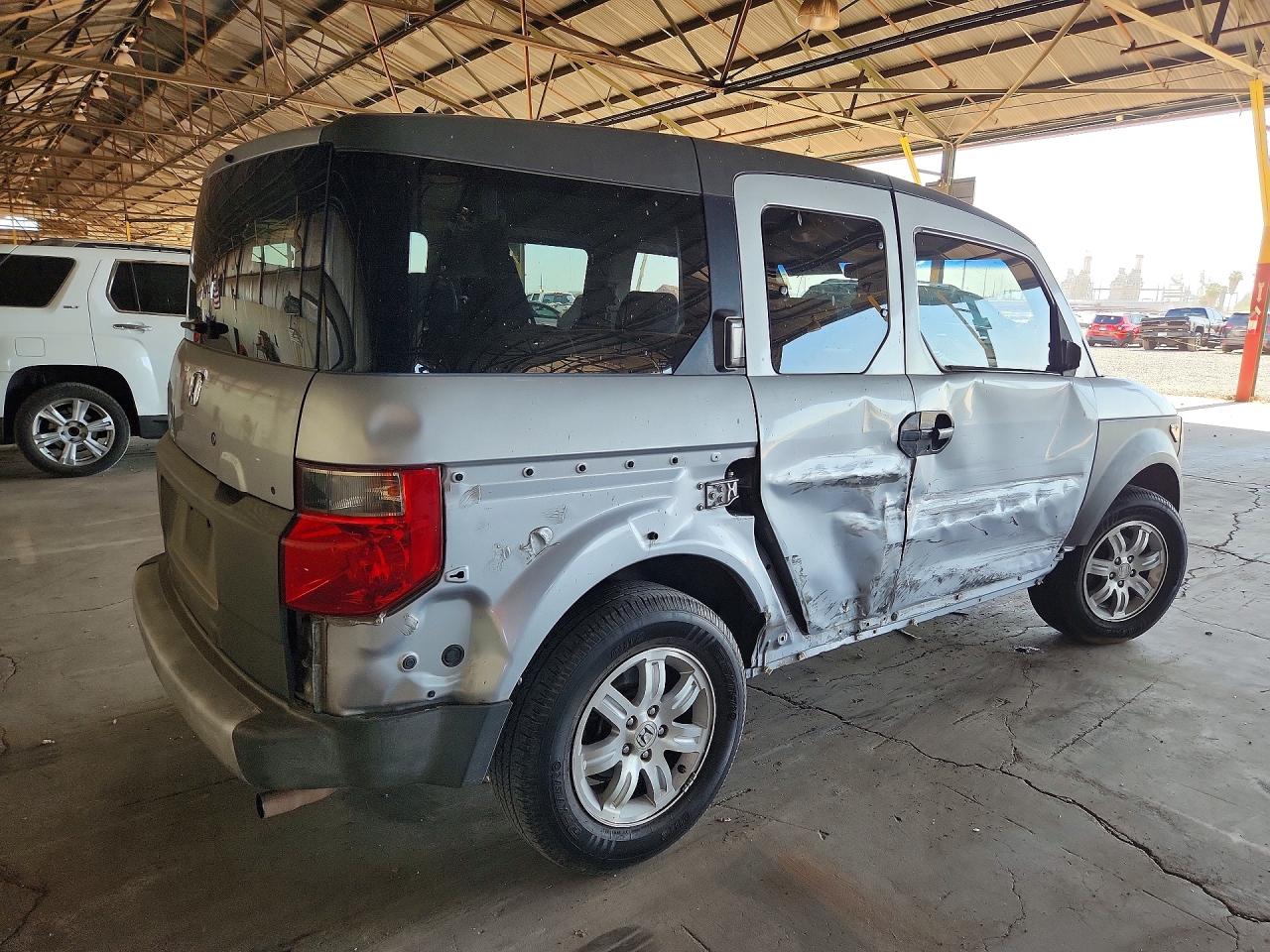 2005 Honda Element Lx Silver vin: 5J6YH28395L021712