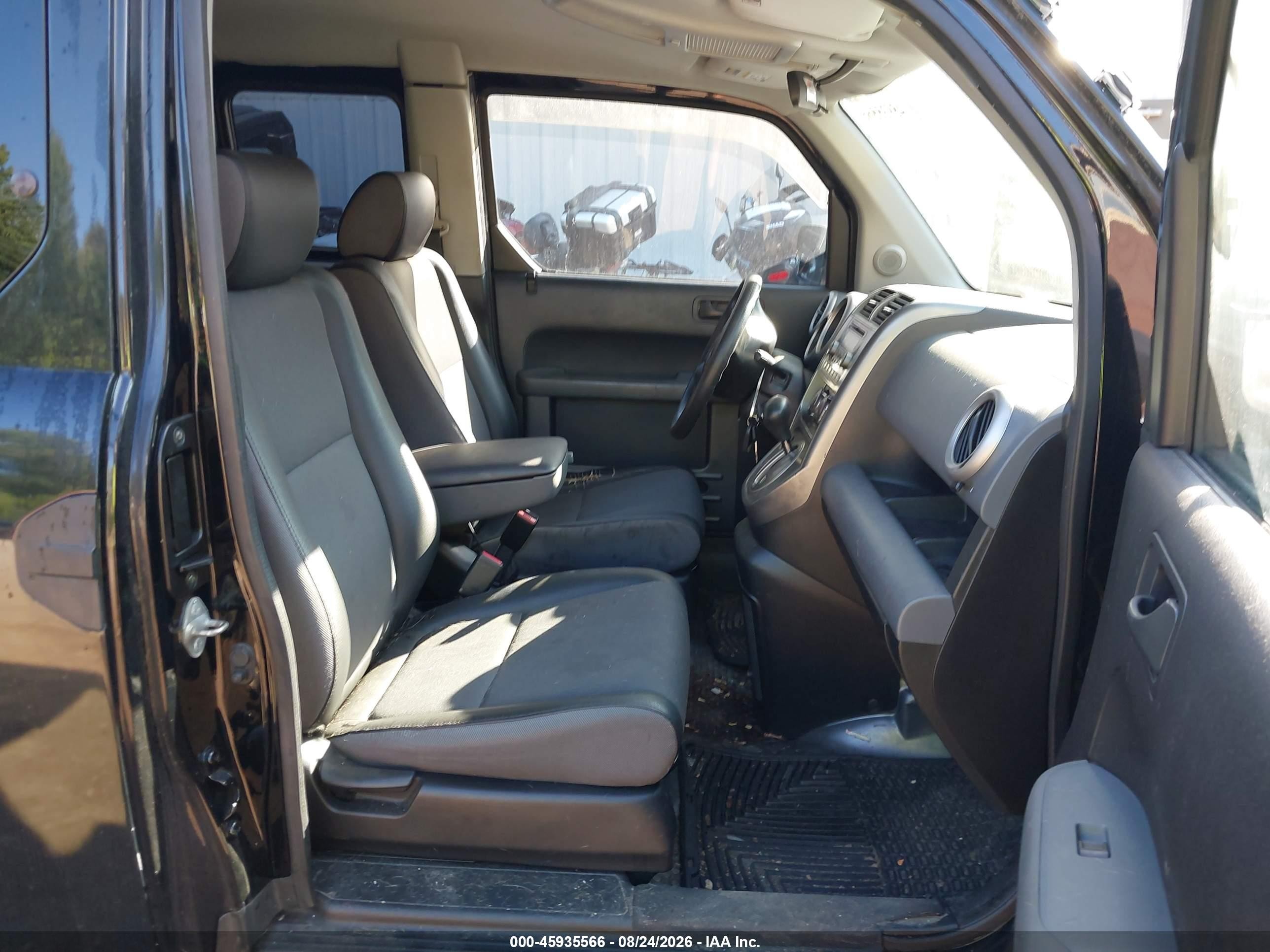 2004 Honda Element Ex Black vin: 5J6YH28554L019164