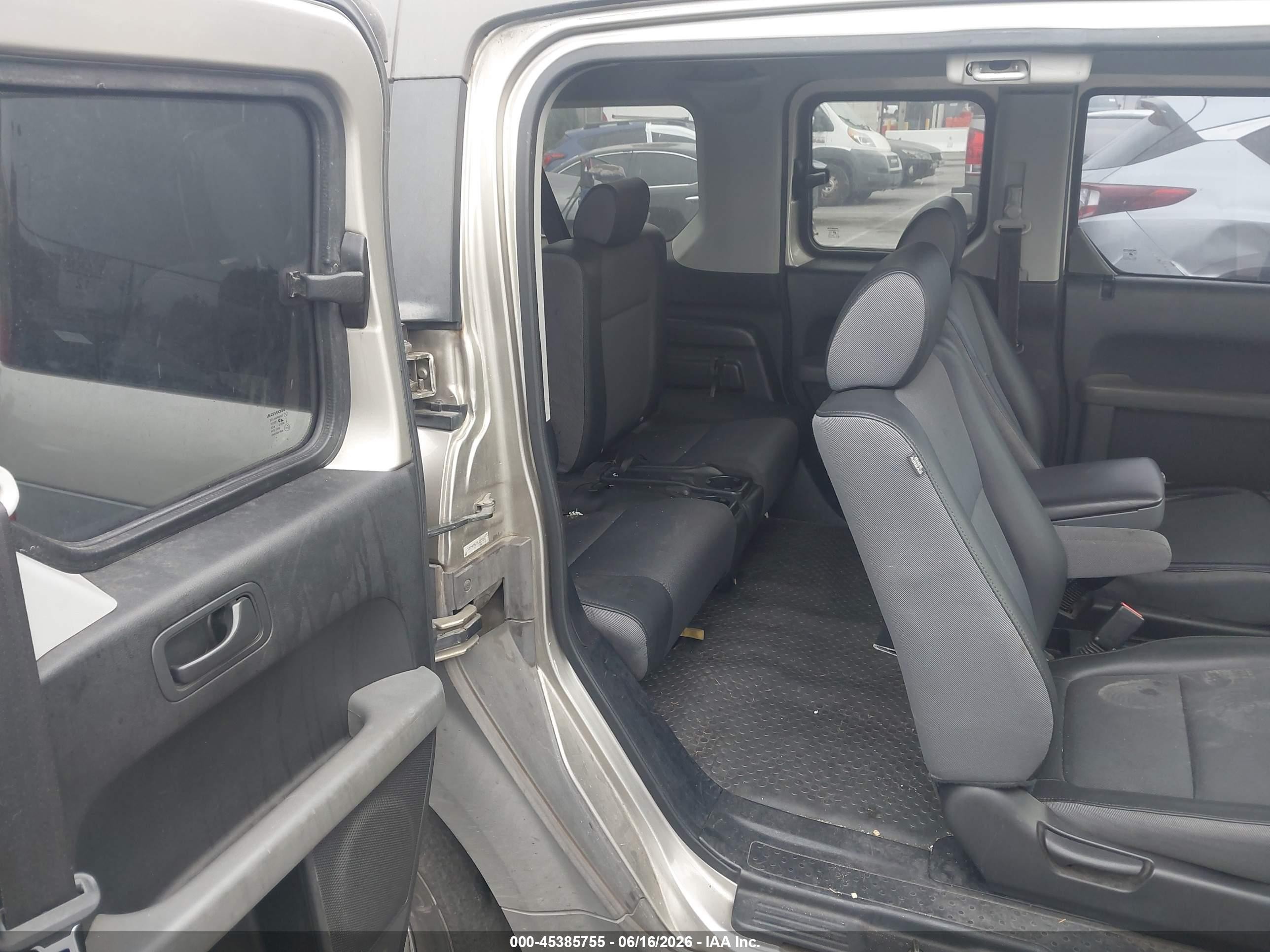 2004 Honda Element Ex Silver vin: 5J6YH28634L022072
