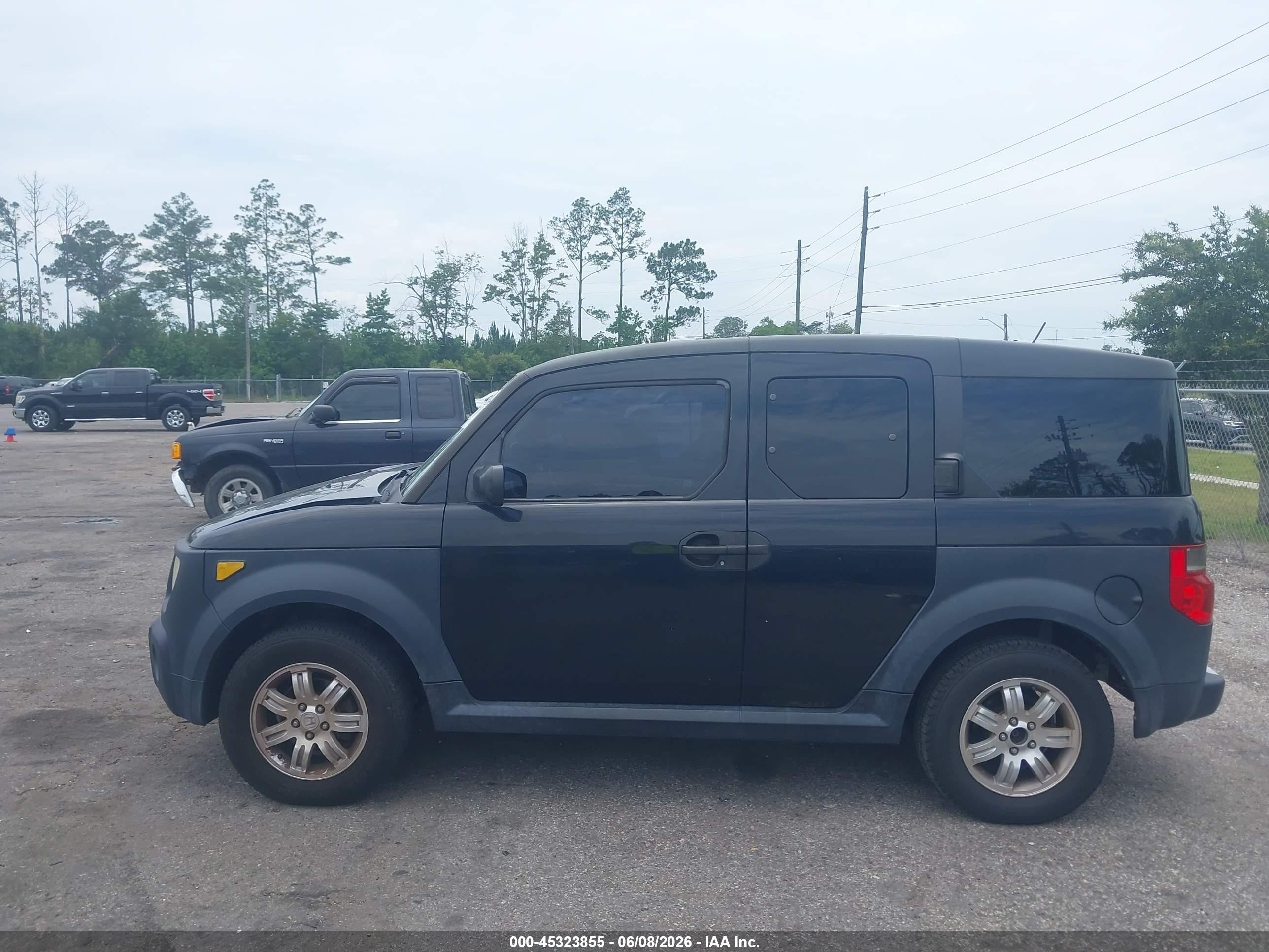 2006 Honda Element Ex Black vin: 5J6YH28646L000147