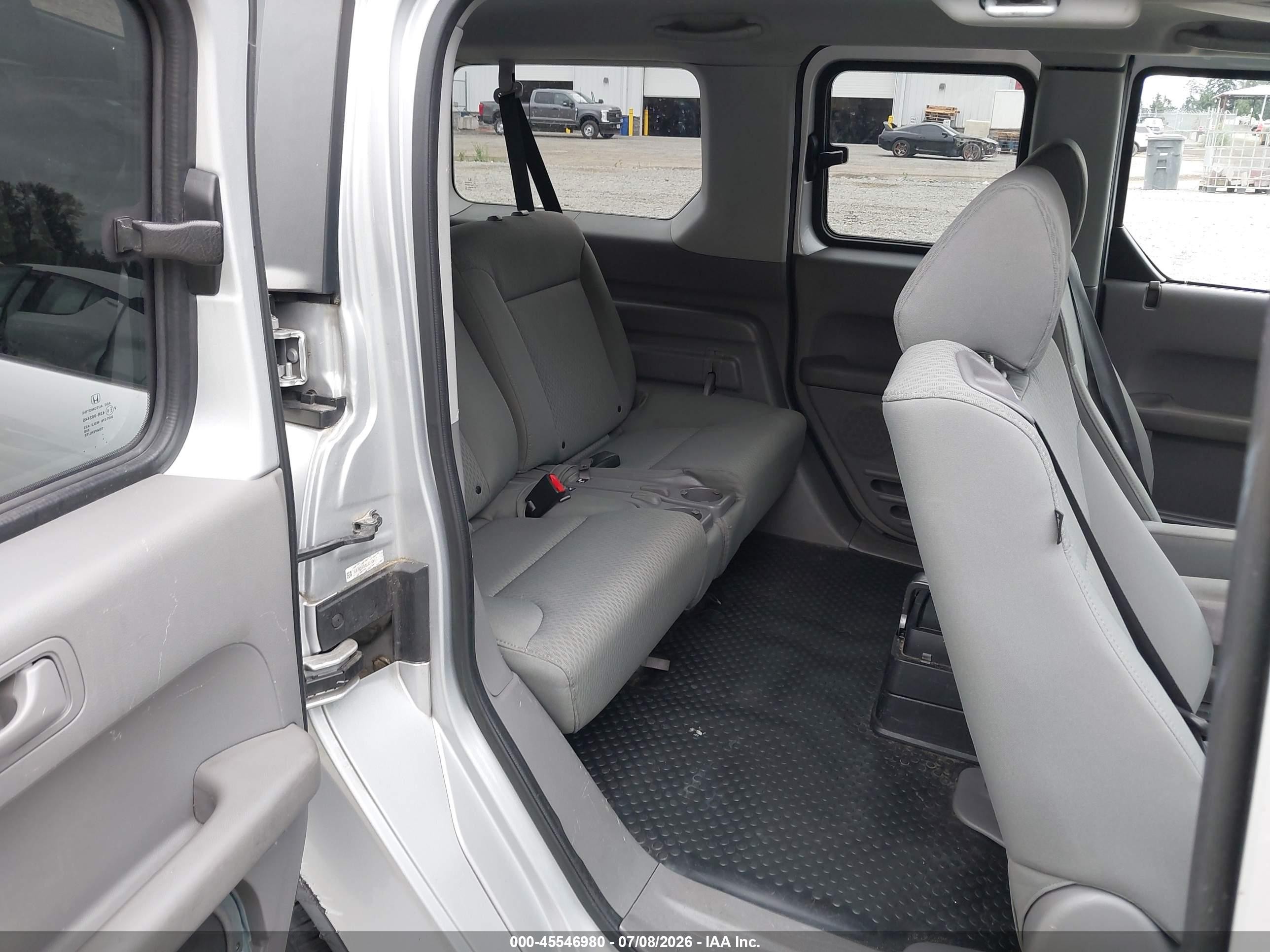 2011 Honda Element Ex Silver vin: 5J6YH2H70BL007065