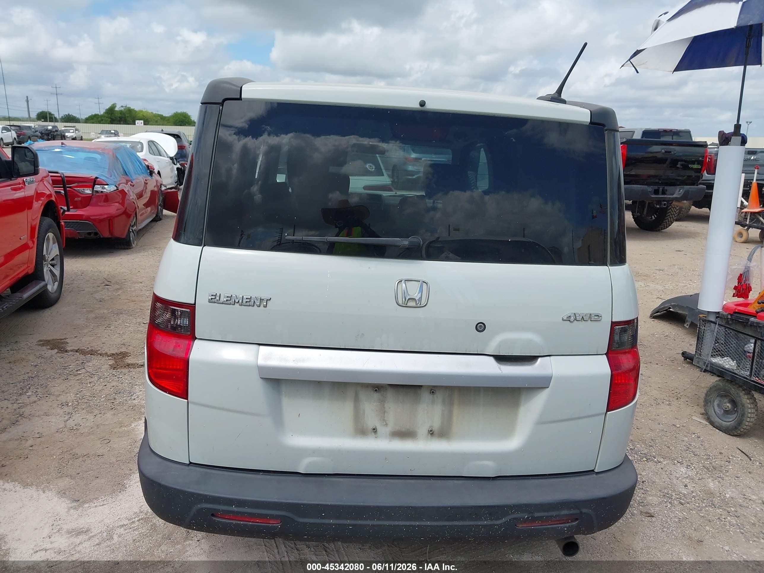 2010 Honda Element Ex White vin: 5J6YH2H75AL006475