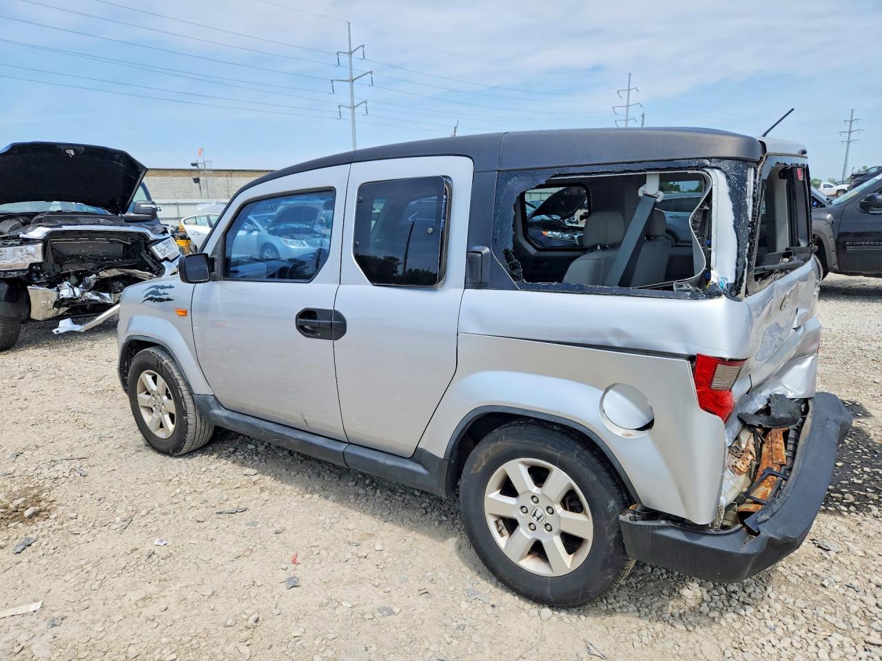 2011 Honda Element Ex Серебряный vin: 5J6YH2H77BL003854
