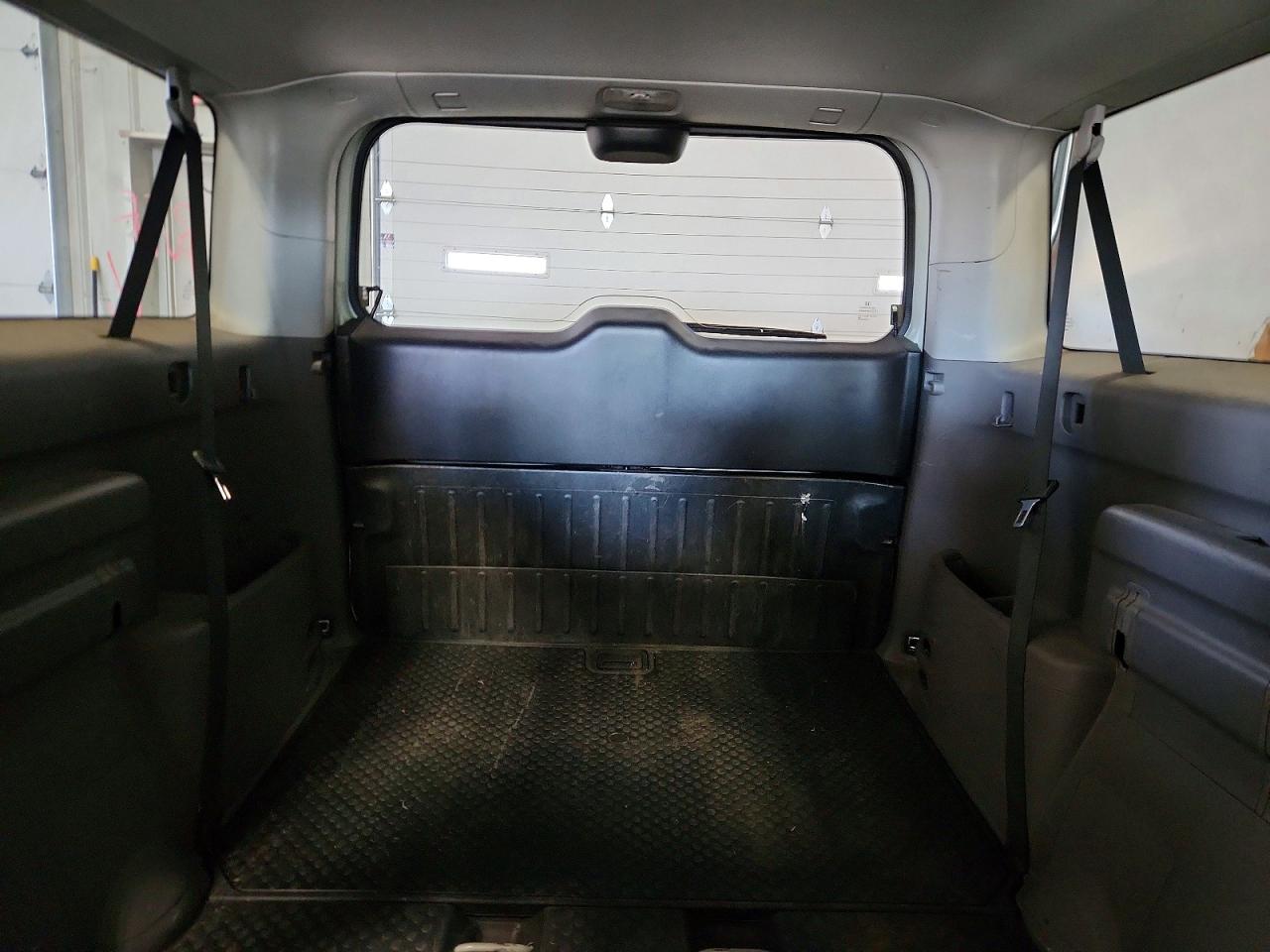 2010 Honda Element Ex White vin: 5J6YH2H78AL008950