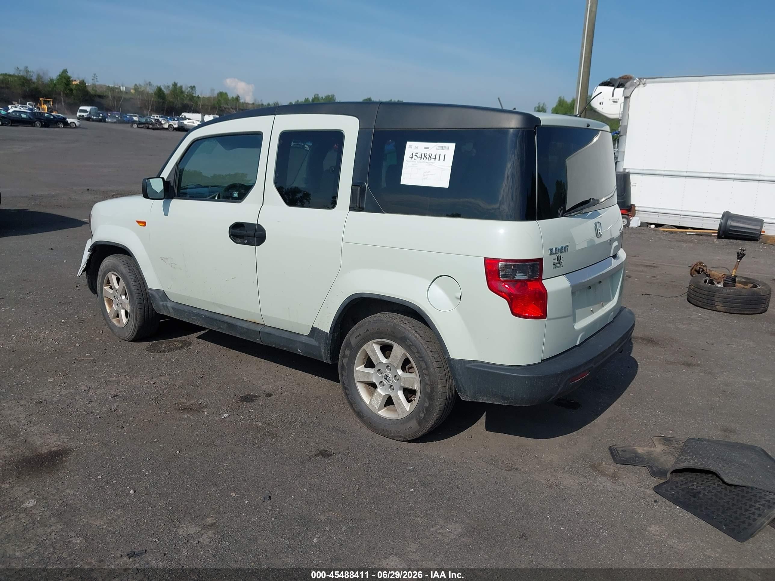 2010 Honda Element Ex White vin: 5J6YH2H79AL004440