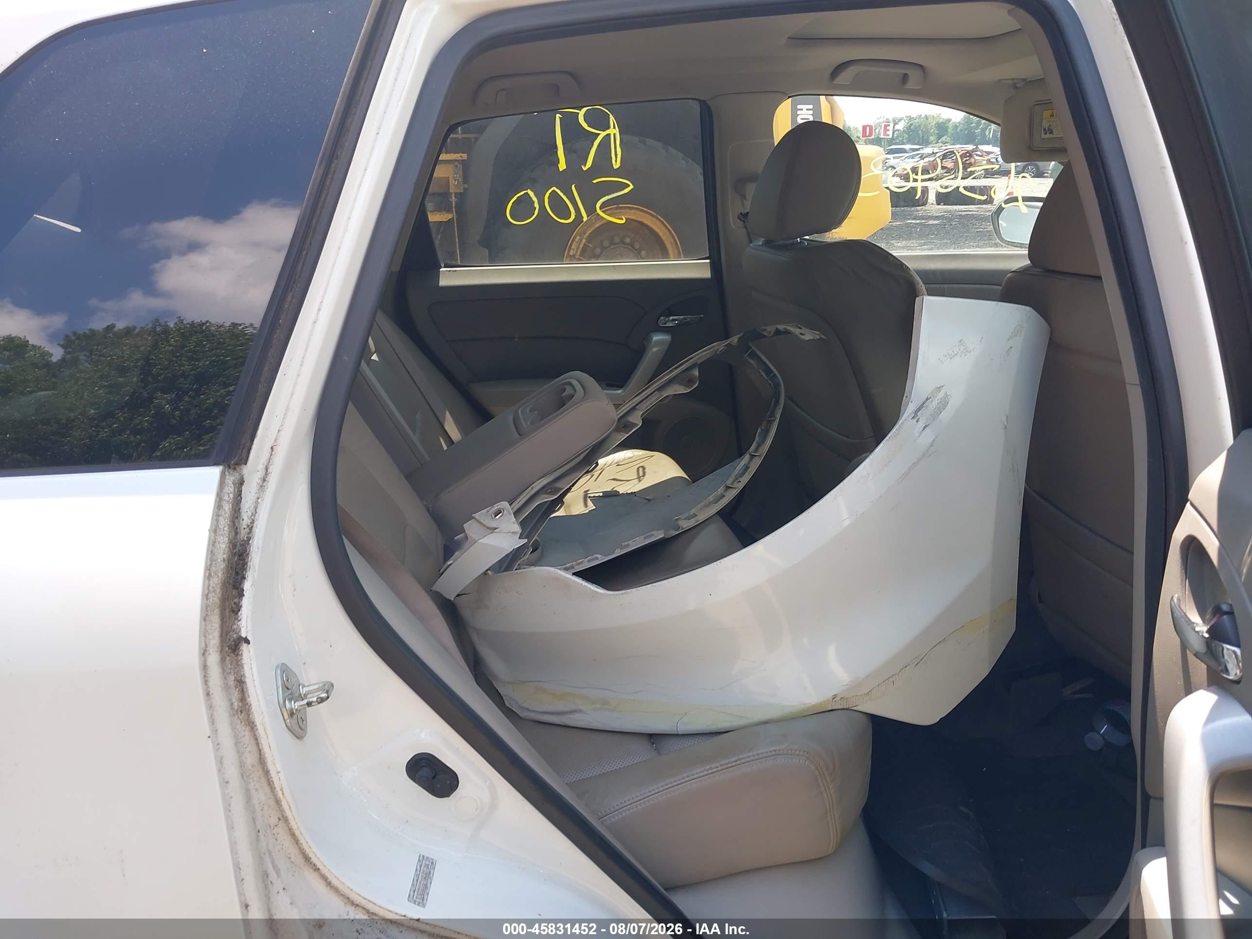 2008 Acura Rdx   White vin: 5J8TB18218A001944