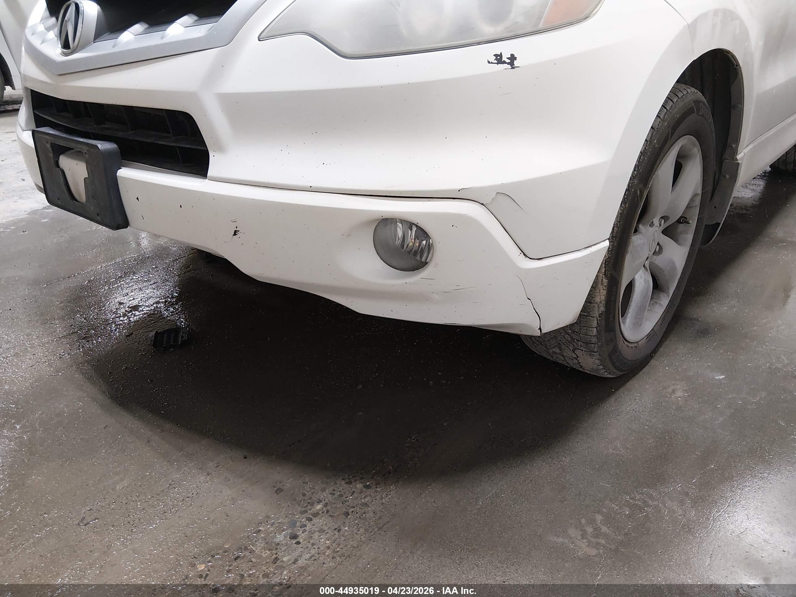 2008 Acura Rdx   White vin: 5J8TB18518A012369