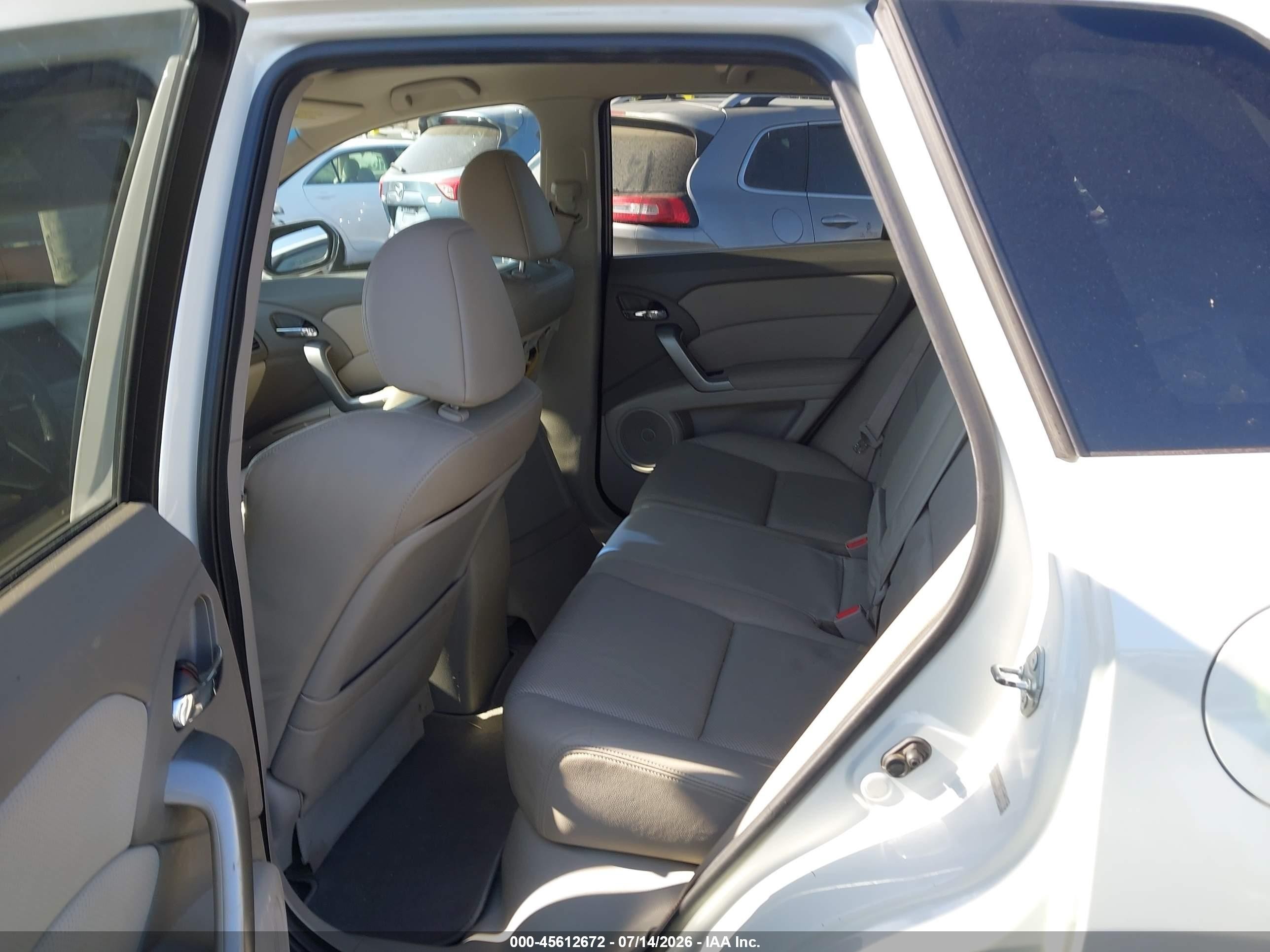 2011 Acura Rdx   White vin: 5J8TB2H22BA000119