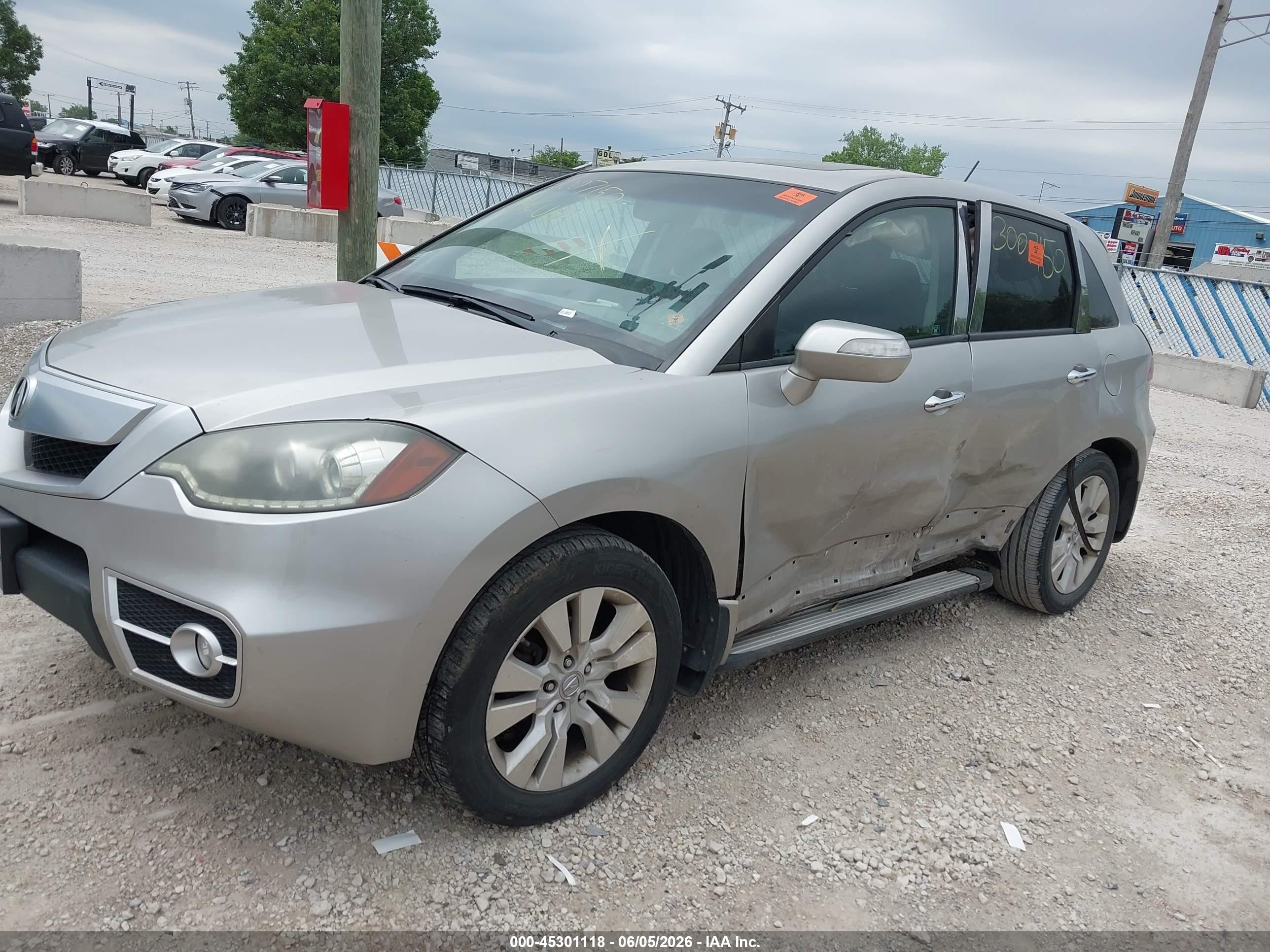 2011 Acura Rdx   Серебряный vin: 5J8TB2H2XBA003432