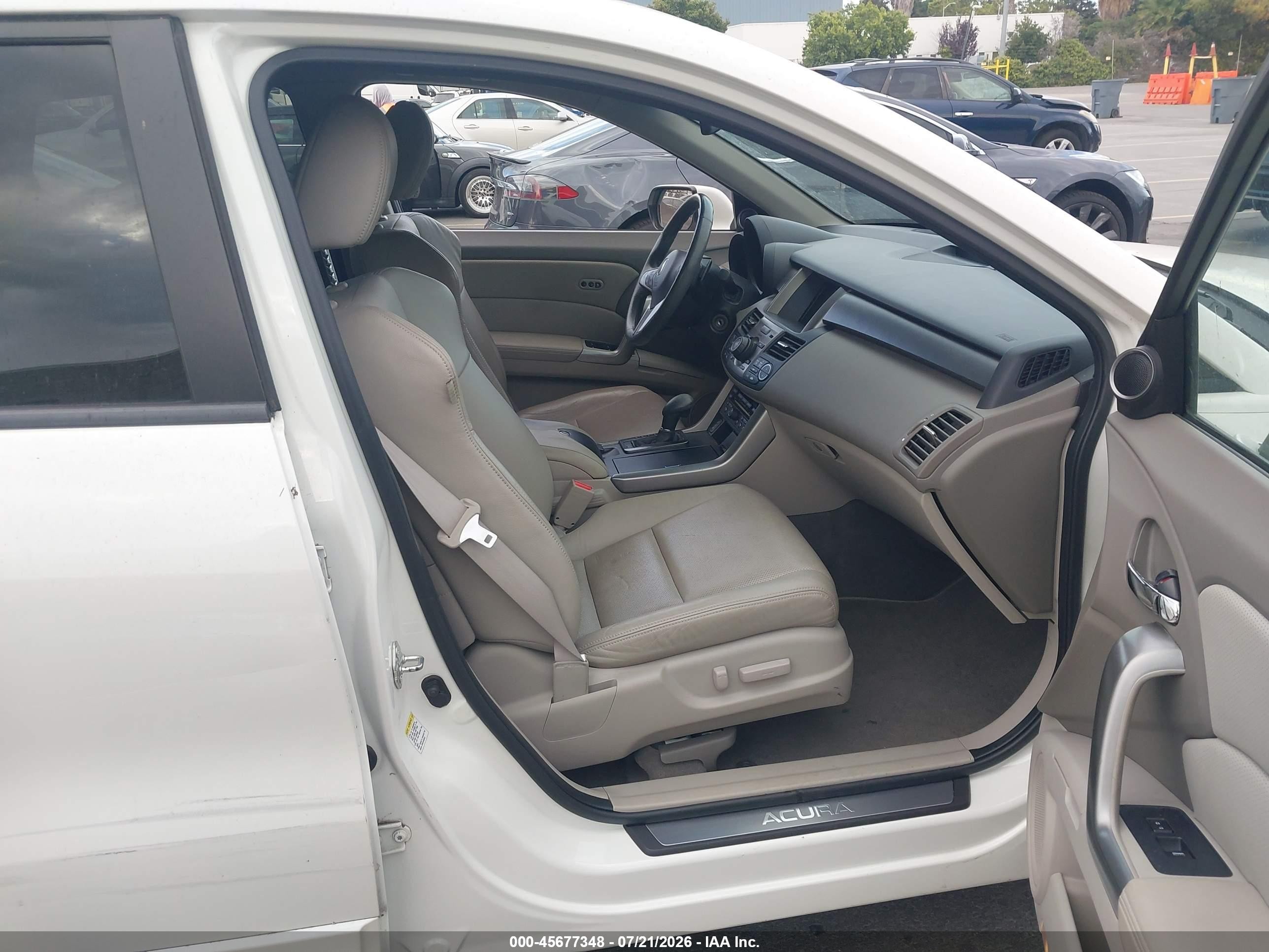2011 Acura Rdx   Белый vin: 5J8TB2H50BA002042