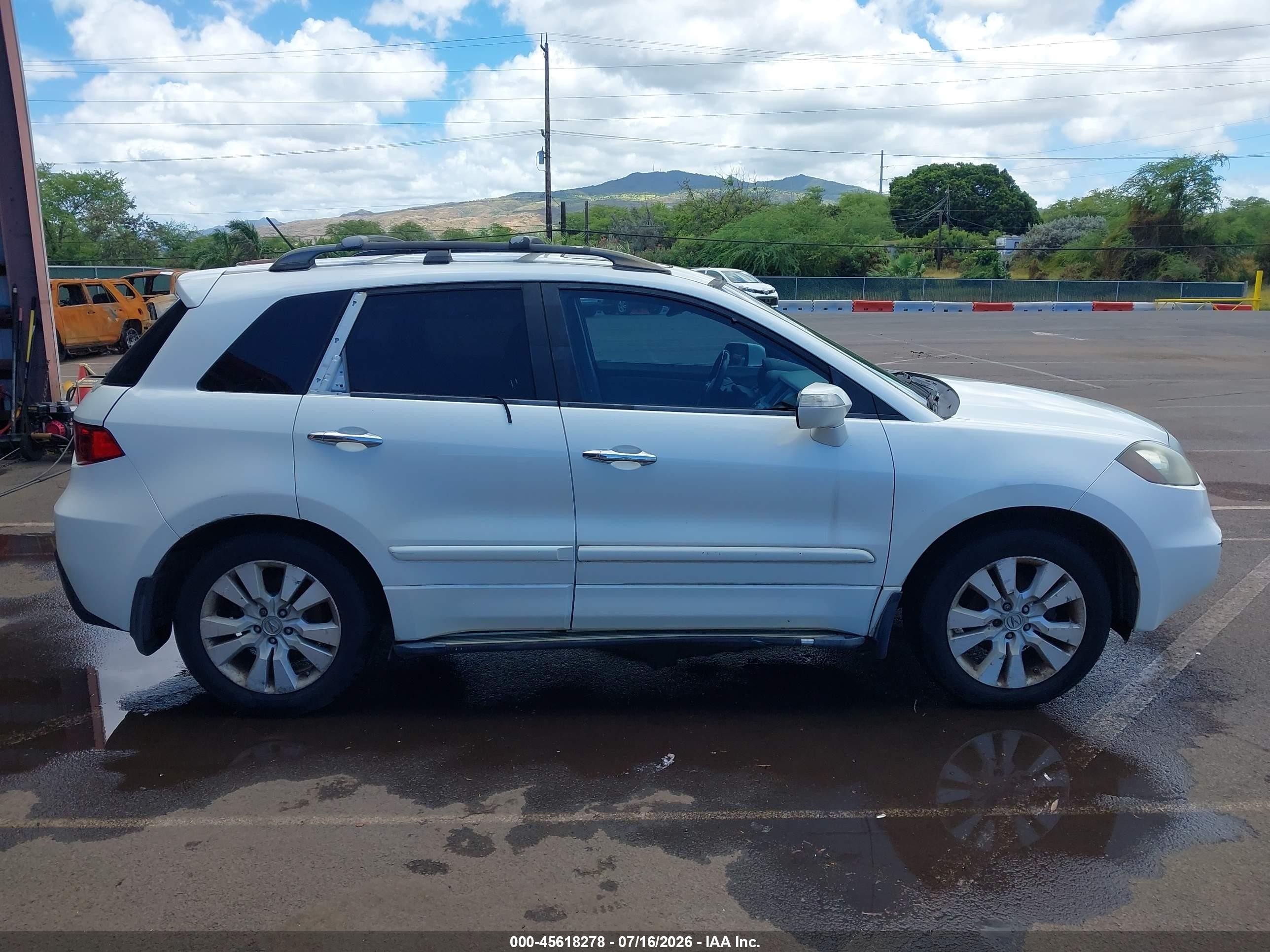 2011 Acura Rdx   White vin: 5J8TB2H54BA000360