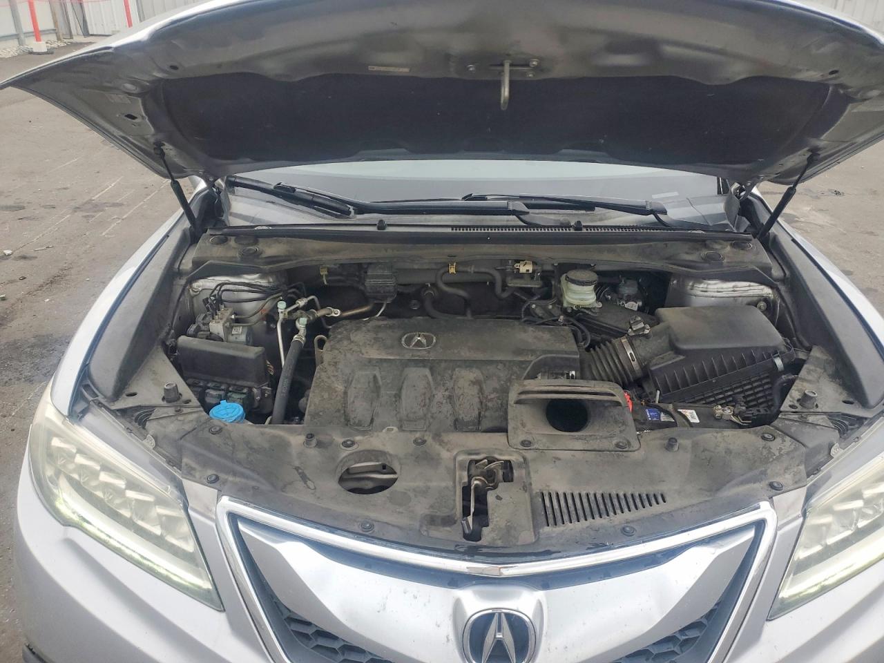 2018 Acura Rdx Серебряный vin: 5J8TB3H30JL014117