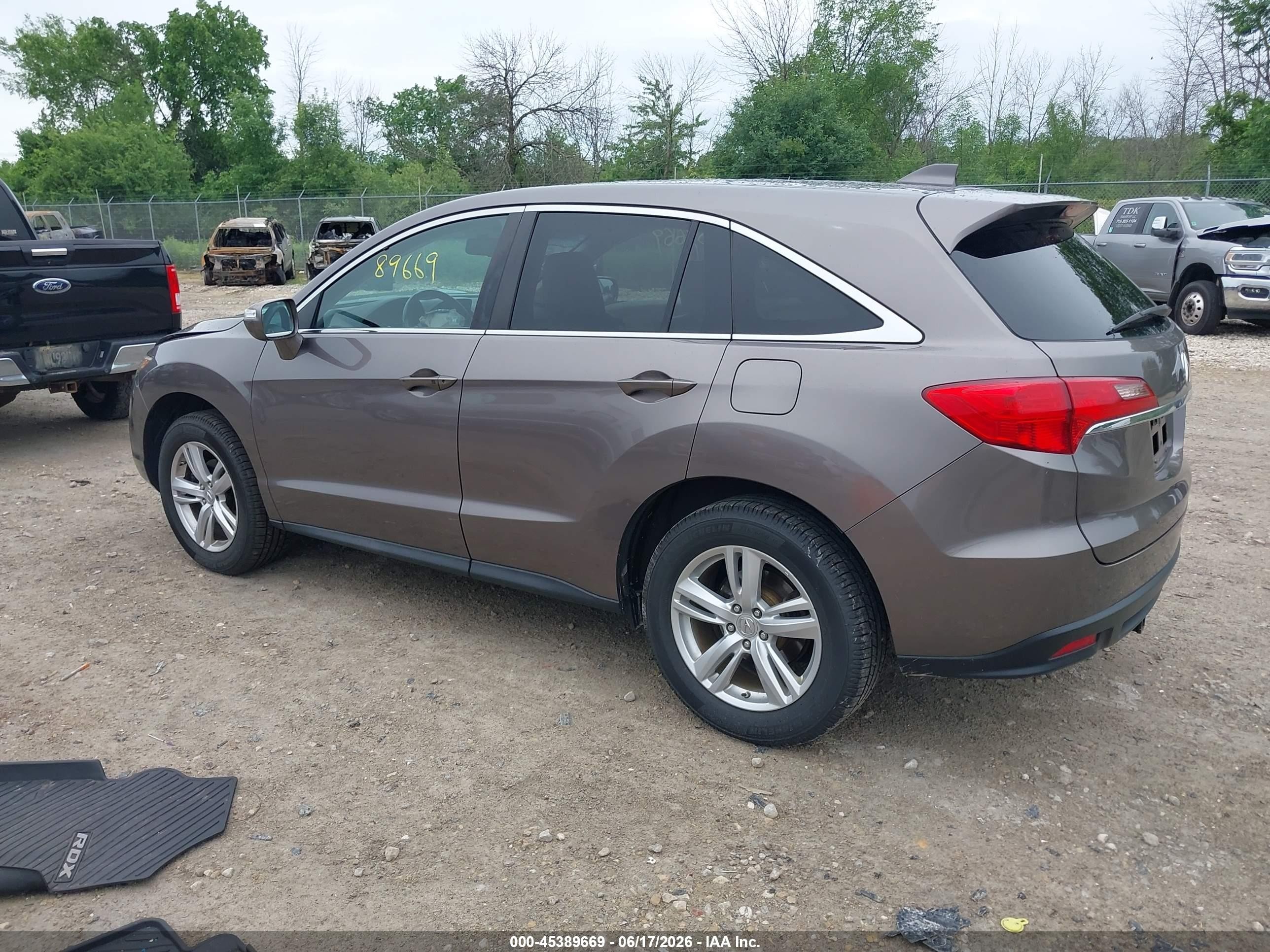 2013 Acura Rdx   Brown vin: 5J8TB3H32DL015337