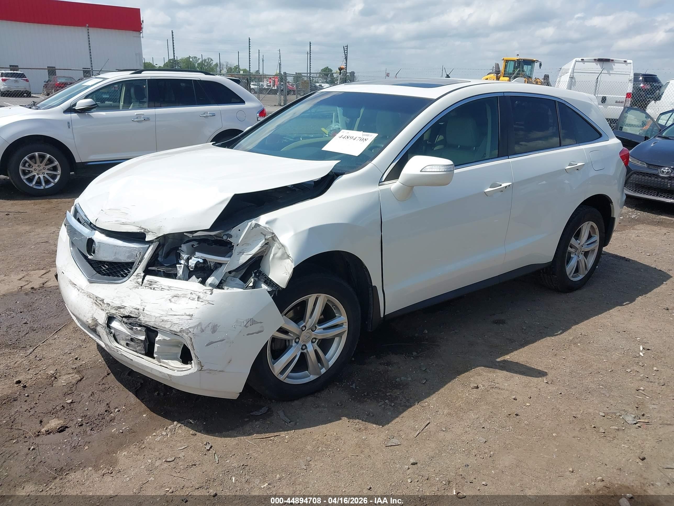 2014 Acura Rdx   White vin: 5J8TB3H32EL008759