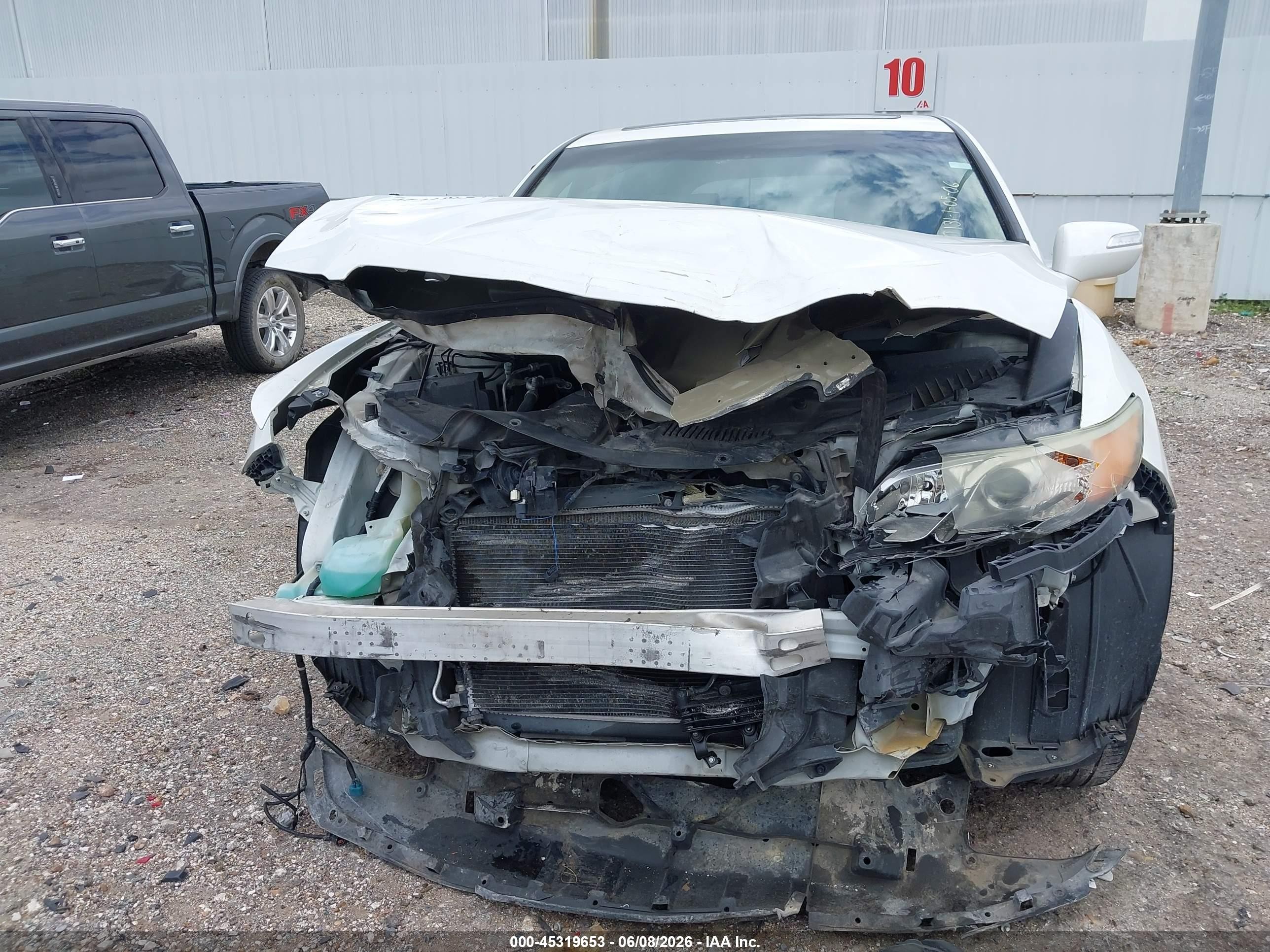 2014 Acura Rdx   White vin: 5J8TB3H35EL018167