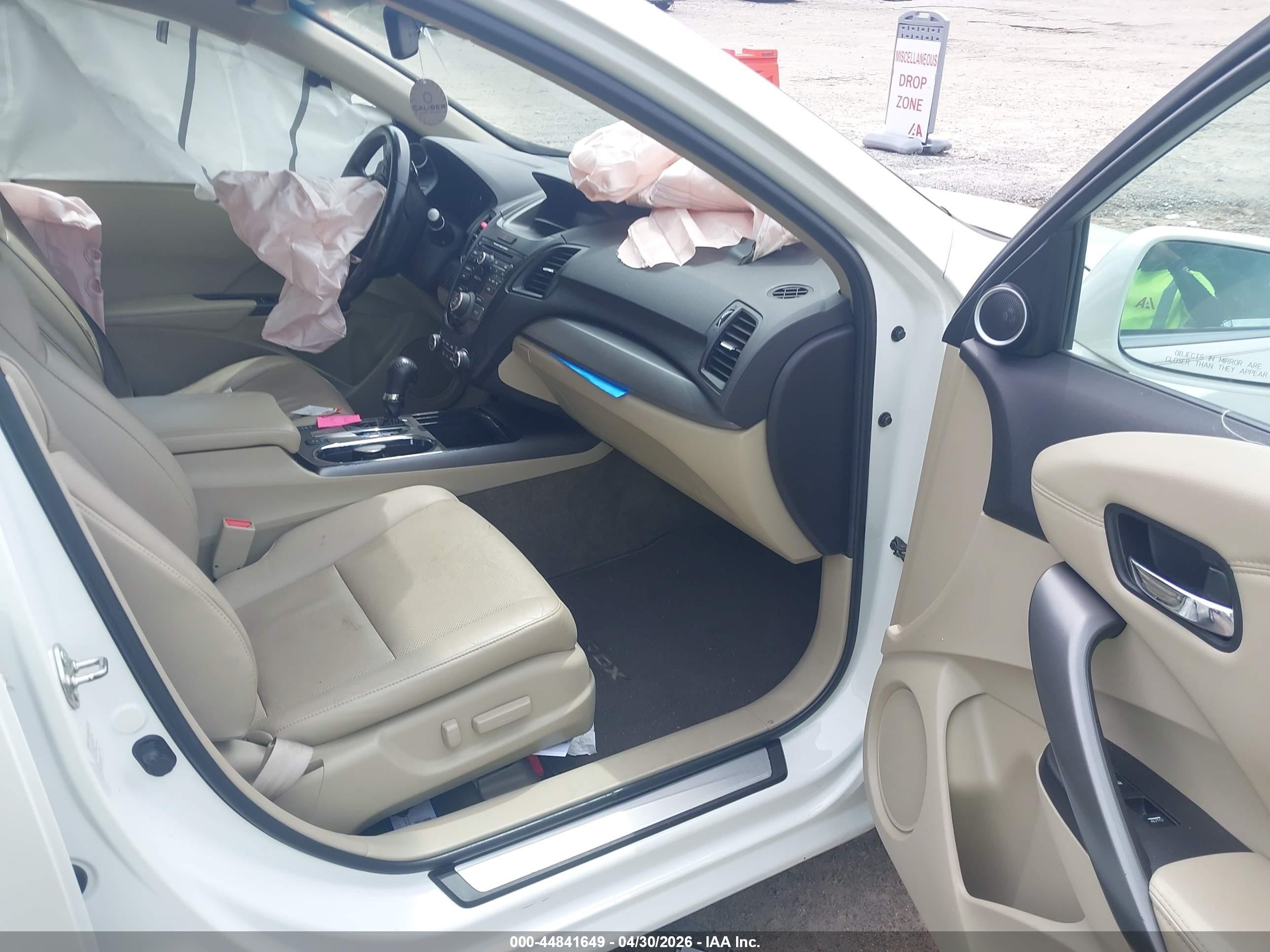 2014 Acura Rdx   White vin: 5J8TB3H36EL000809