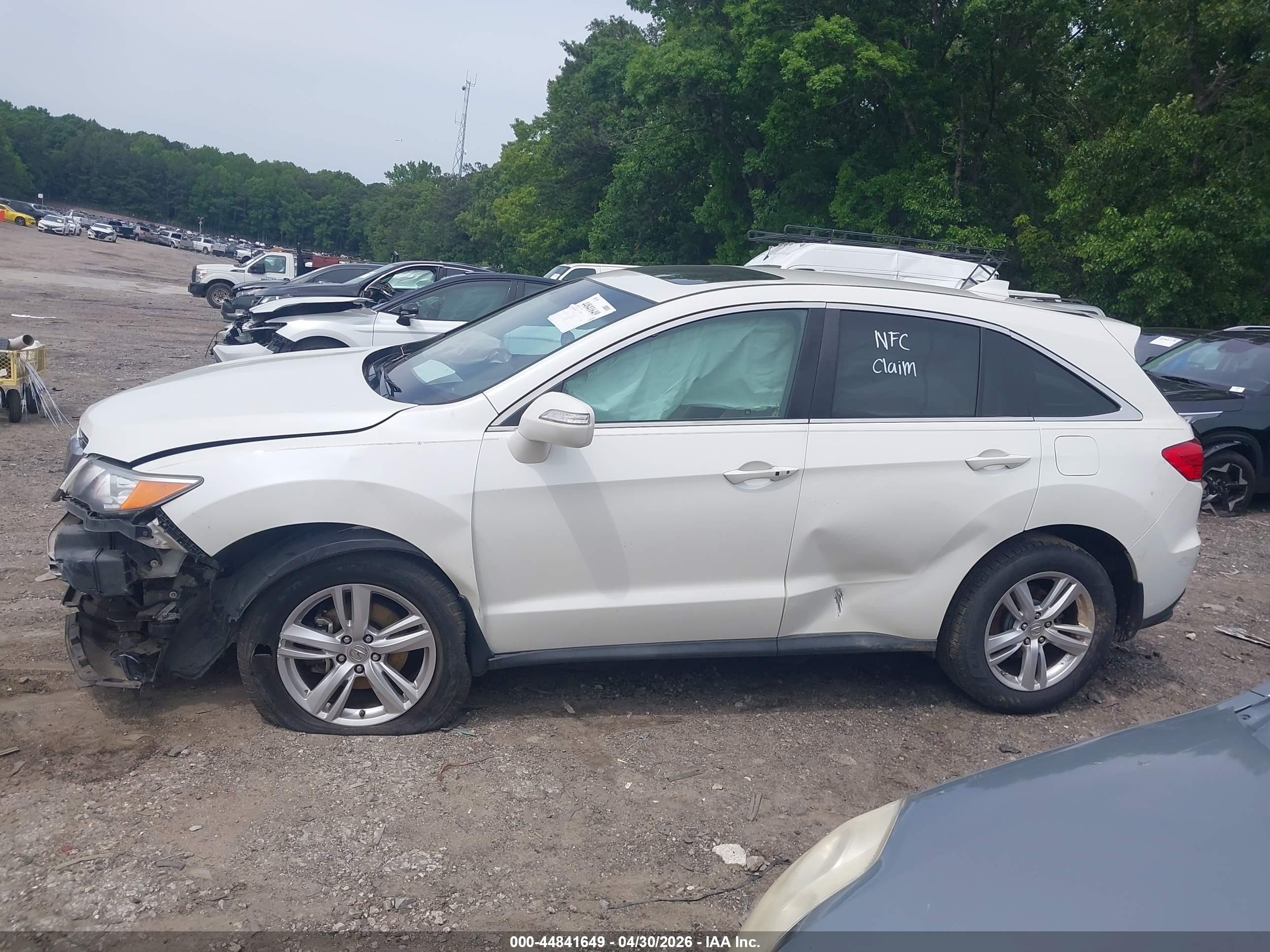 2014 Acura Rdx   White vin: 5J8TB3H36EL000809