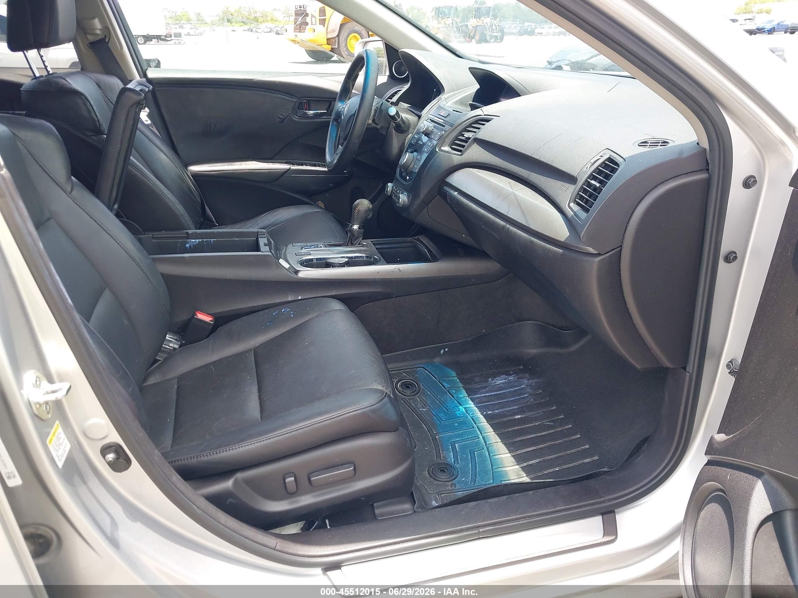 2014 Acura Rdx   Silver vin: 5J8TB3H36EL002852