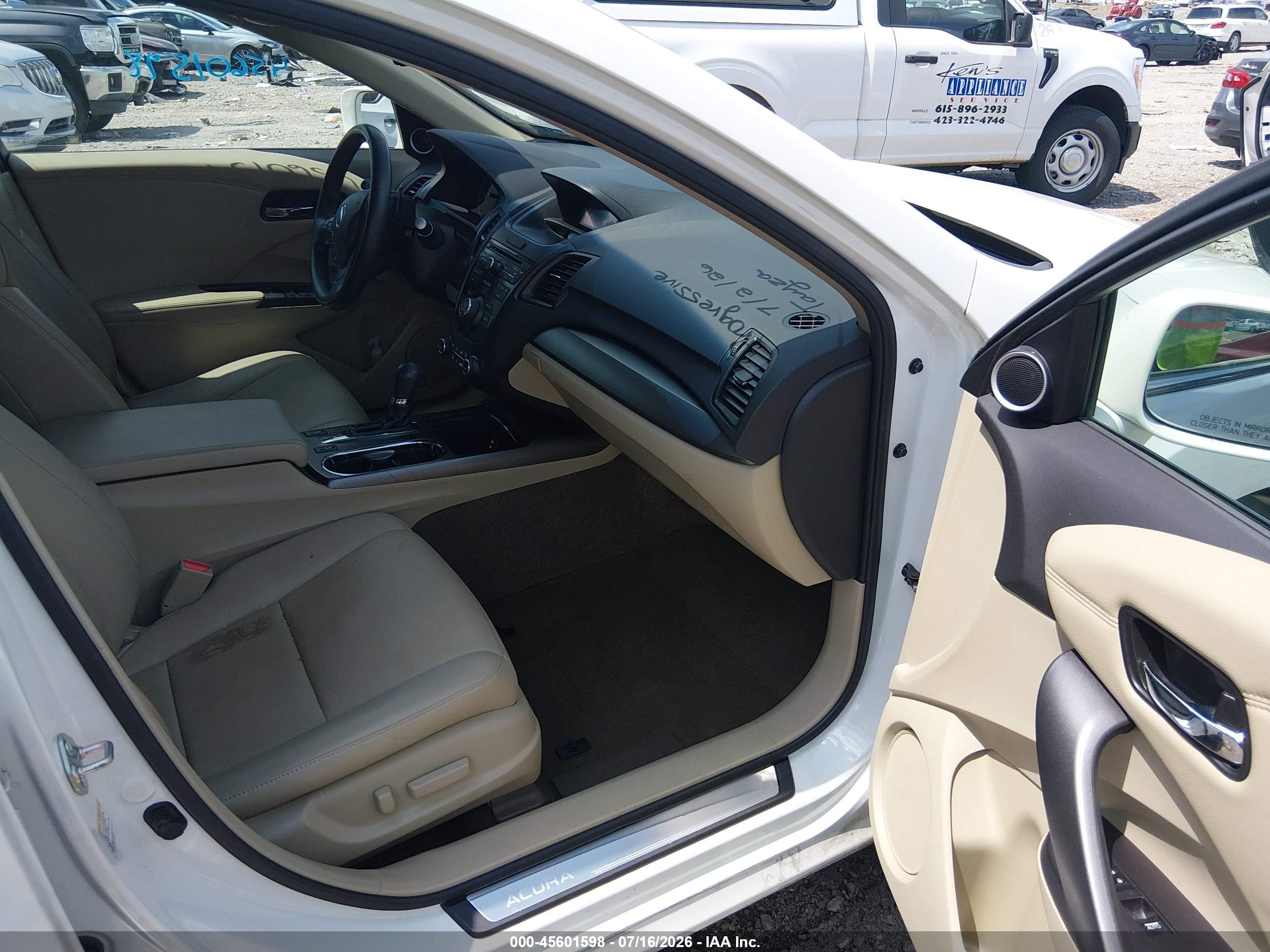 2014 Acura Rdx   Beige vin: 5J8TB3H37EL008126
