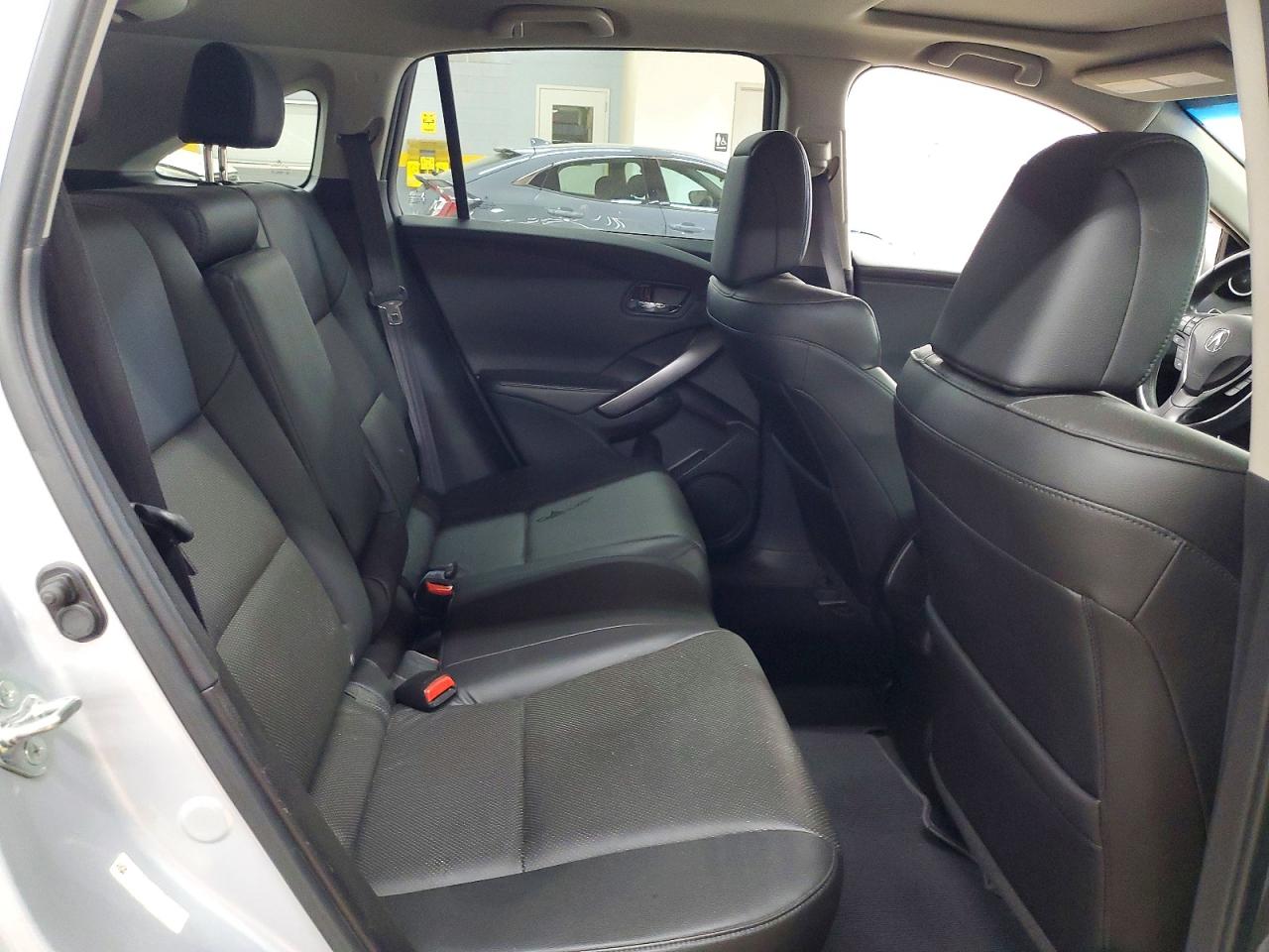 2013 Acura Rdx Серебряный vin: 5J8TB3H39DL017747