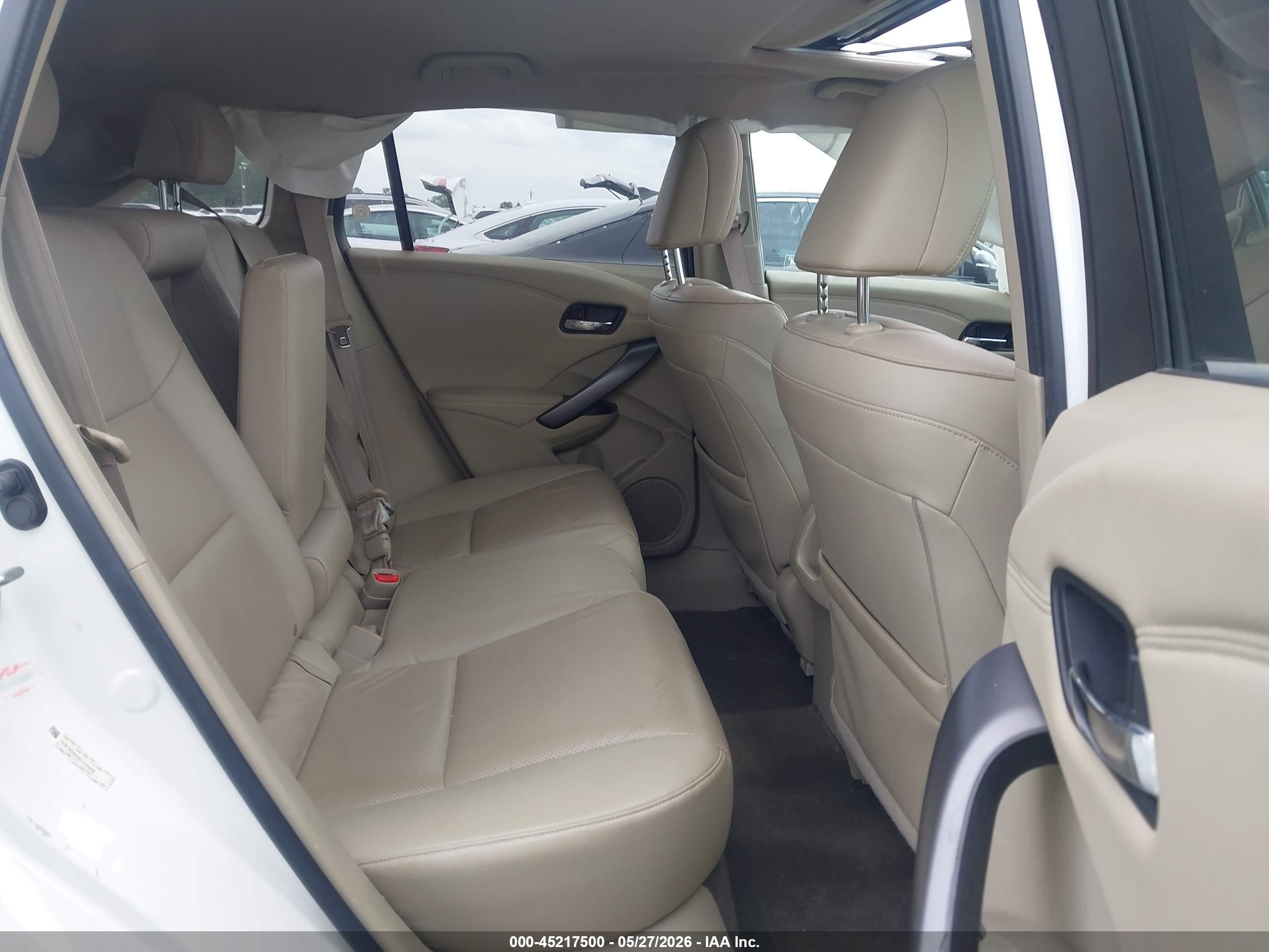 2013 Acura Rdx   Белый vin: 5J8TB3H51DL010888