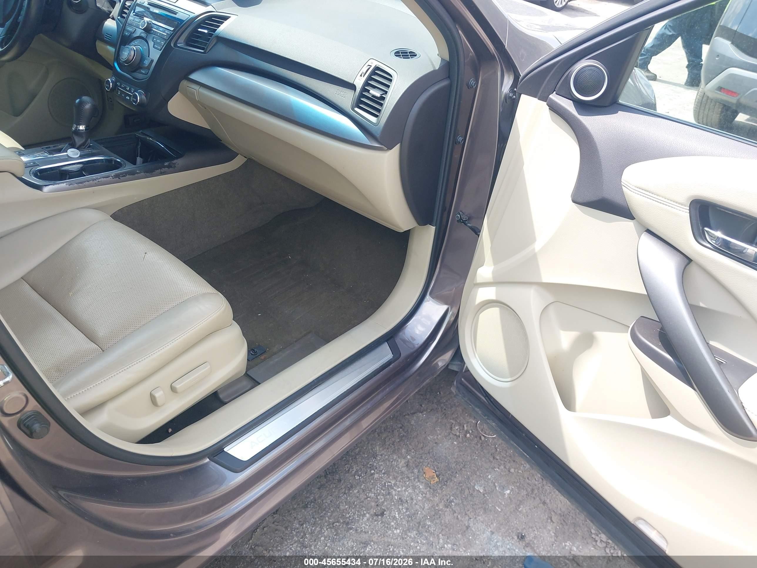 2013 Acura Rdx   Brown vin: 5J8TB3H51DL016870