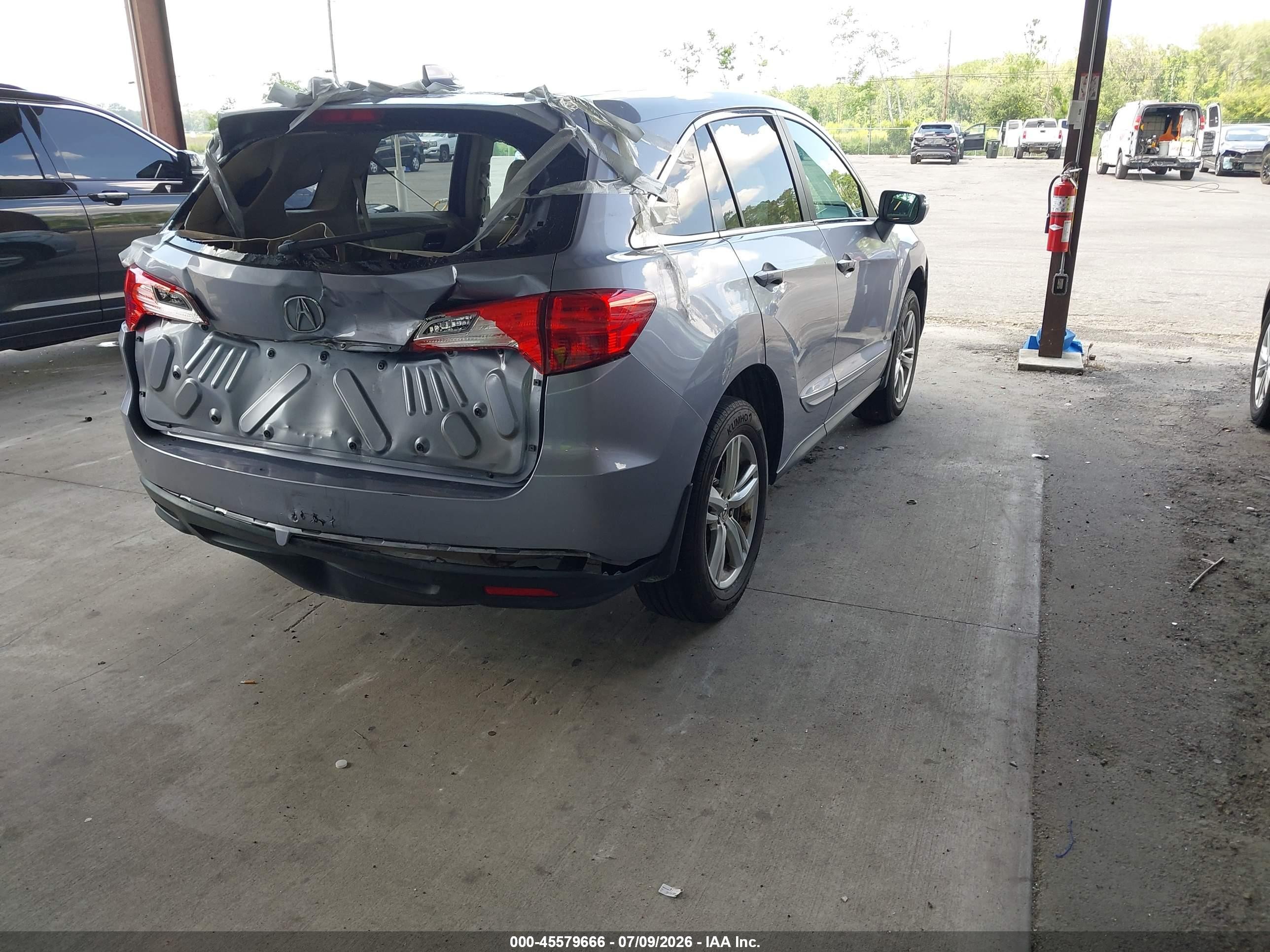 2013 Acura Rdx   Silver vin: 5J8TB3H53DL005787