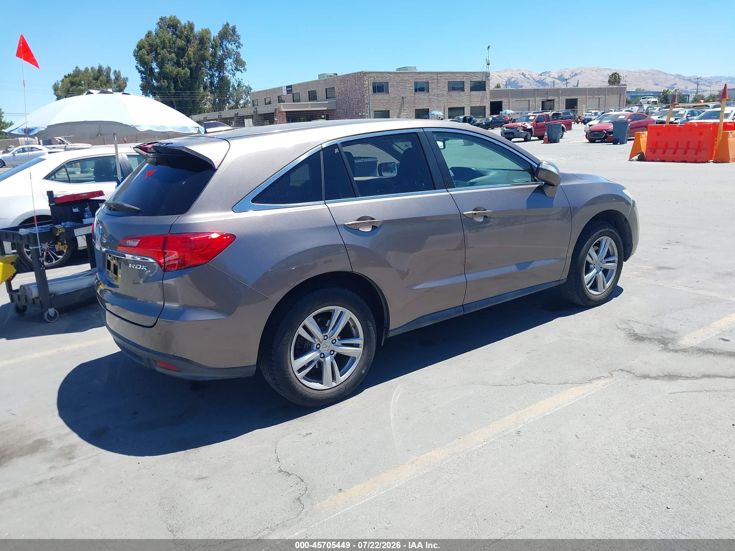2013 Acura Rdx   Brown vin: 5J8TB3H53DL012741