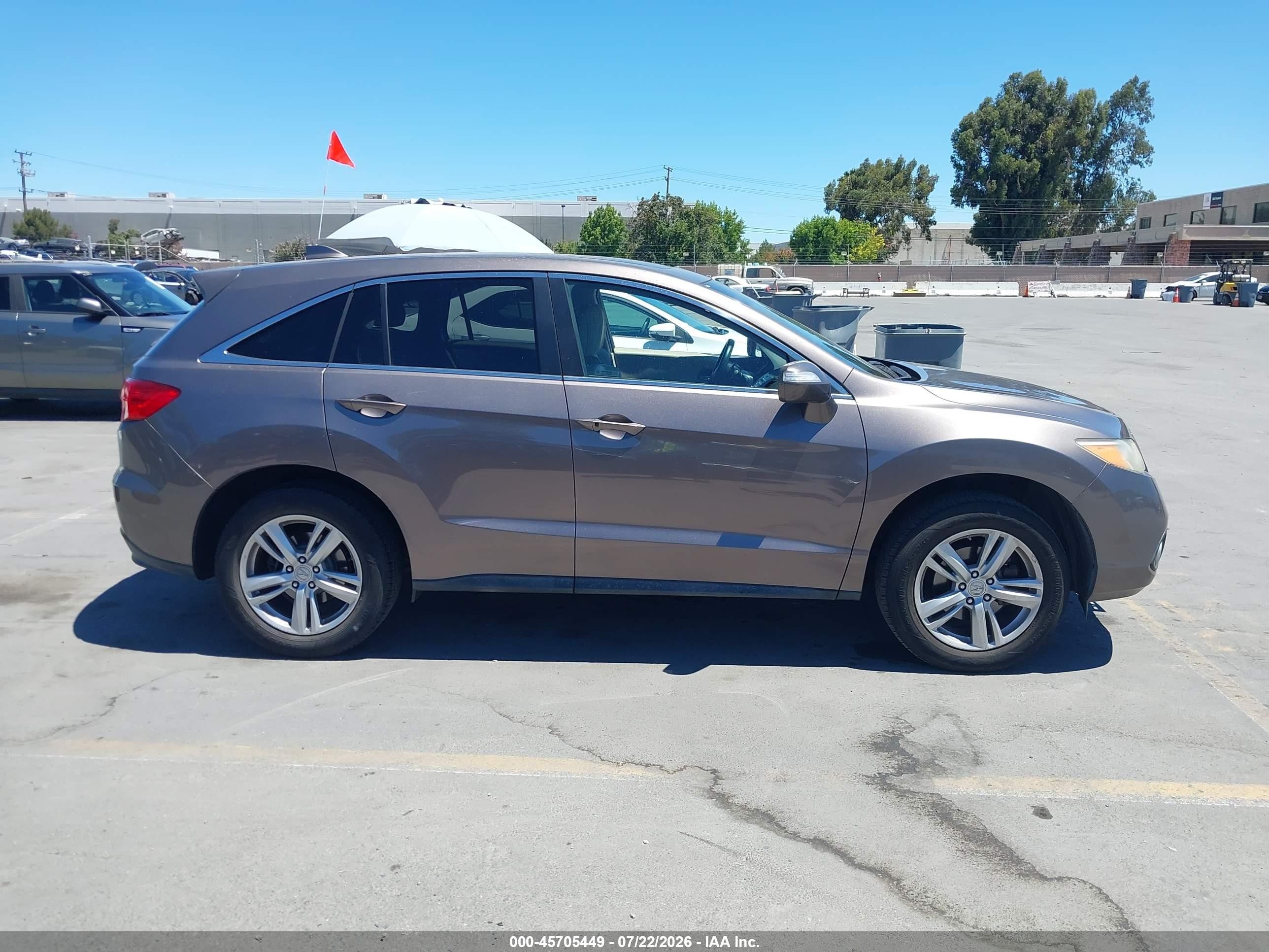2013 Acura Rdx   Brown vin: 5J8TB3H53DL012741