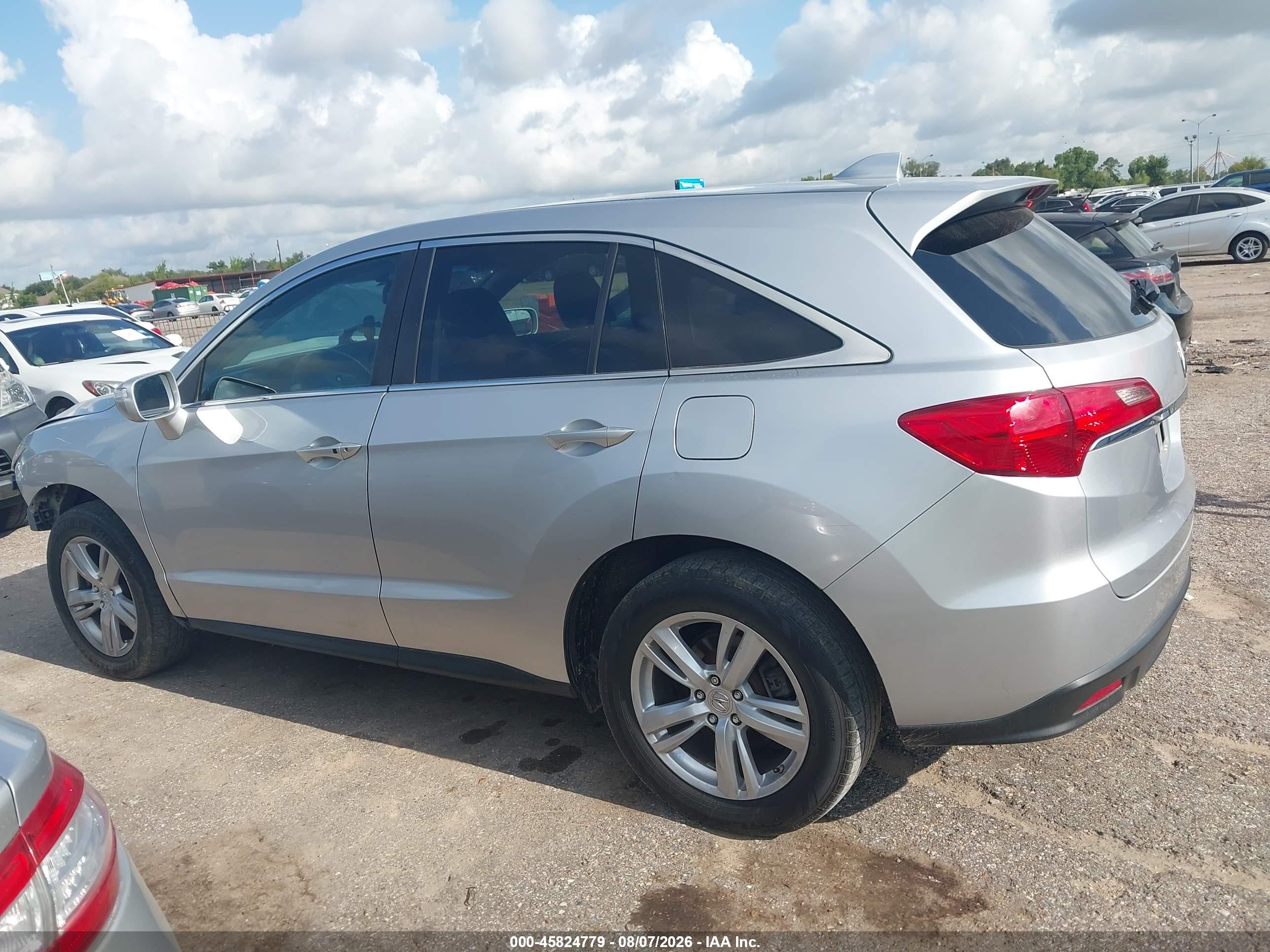 2014 Acura Rdx   Silver vin: 5J8TB3H54EL005475
