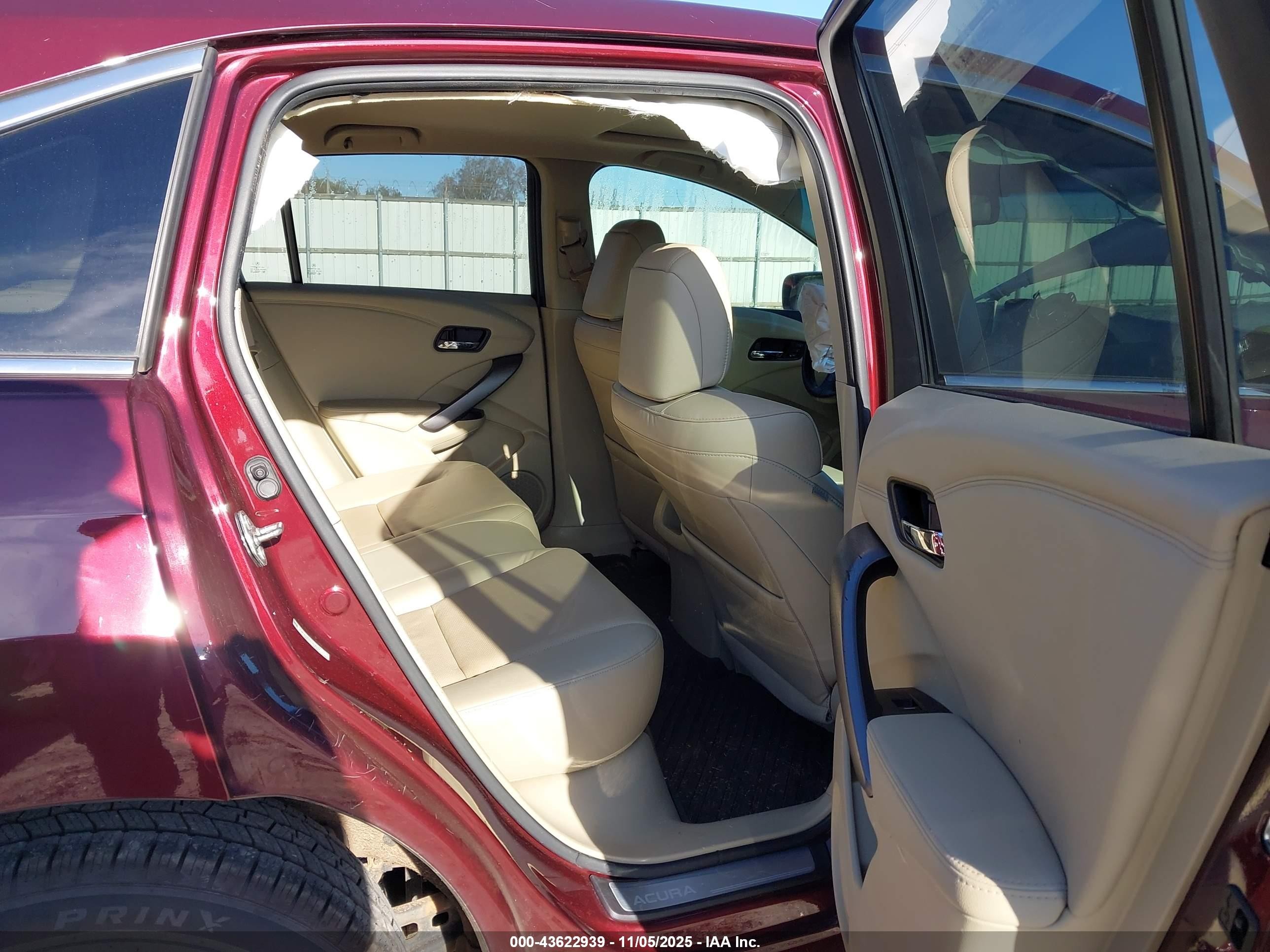 2014 Acura Rdx   Burgundy vin: 5J8TB3H54EL008232