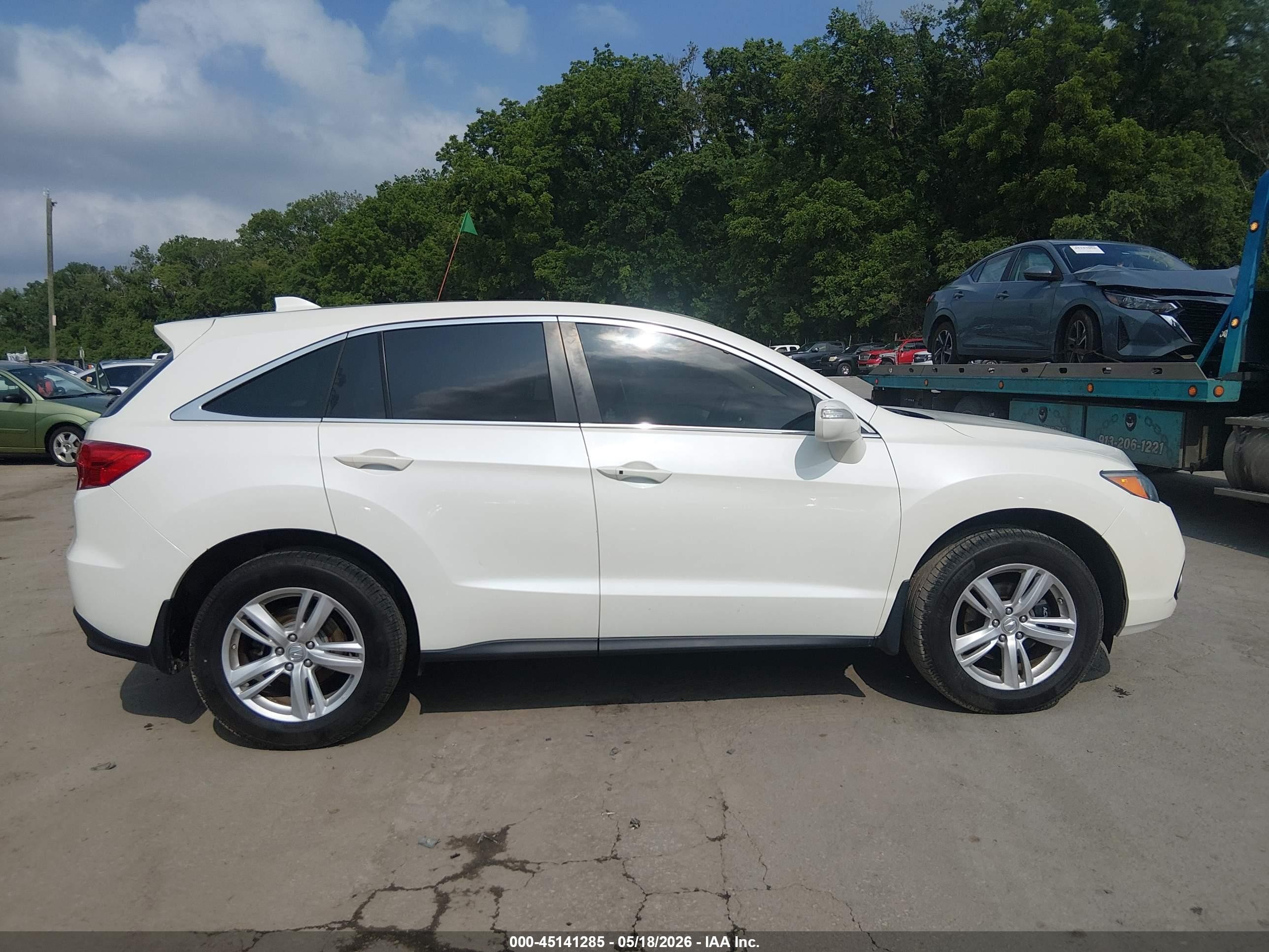 2015 Acura Rdx   Белый vin: 5J8TB3H54FL012346