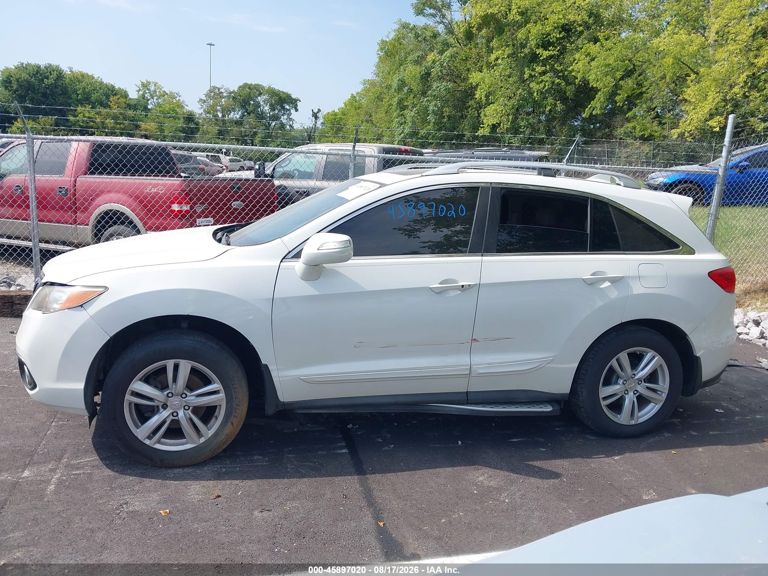 2013 Acura Rdx   Белый vin: 5J8TB3H57DL009065