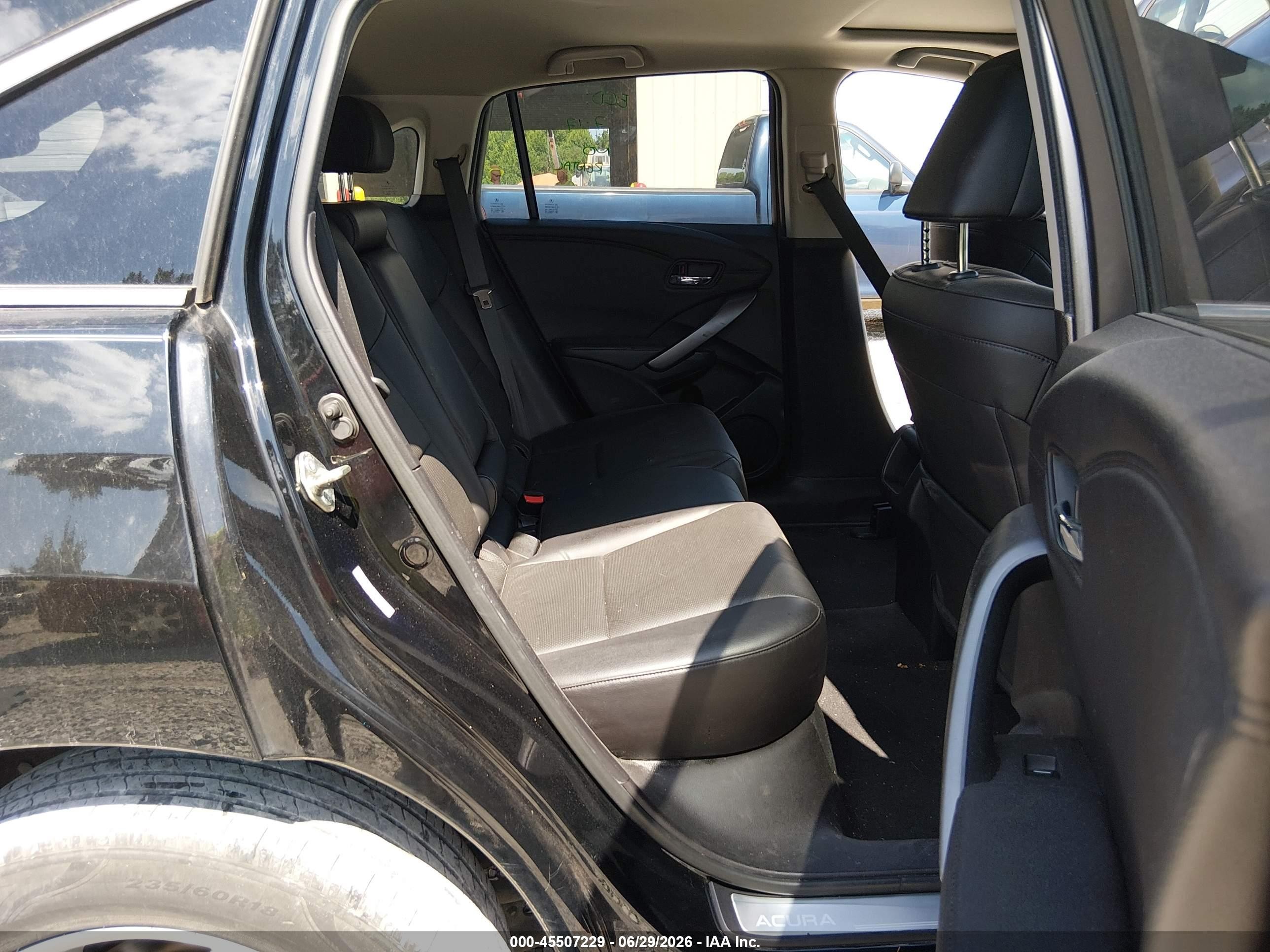 2015 Acura Rdx   Black vin: 5J8TB3H58FL010731