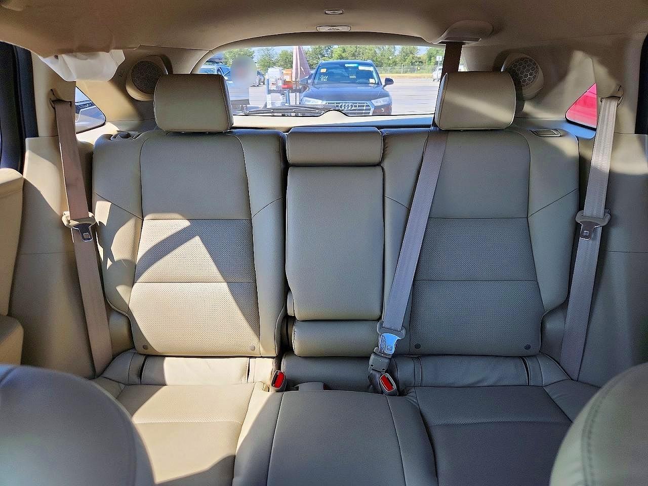 2018 Acura Rdx Advance Burgundy vin: 5J8TB3H71JL012539