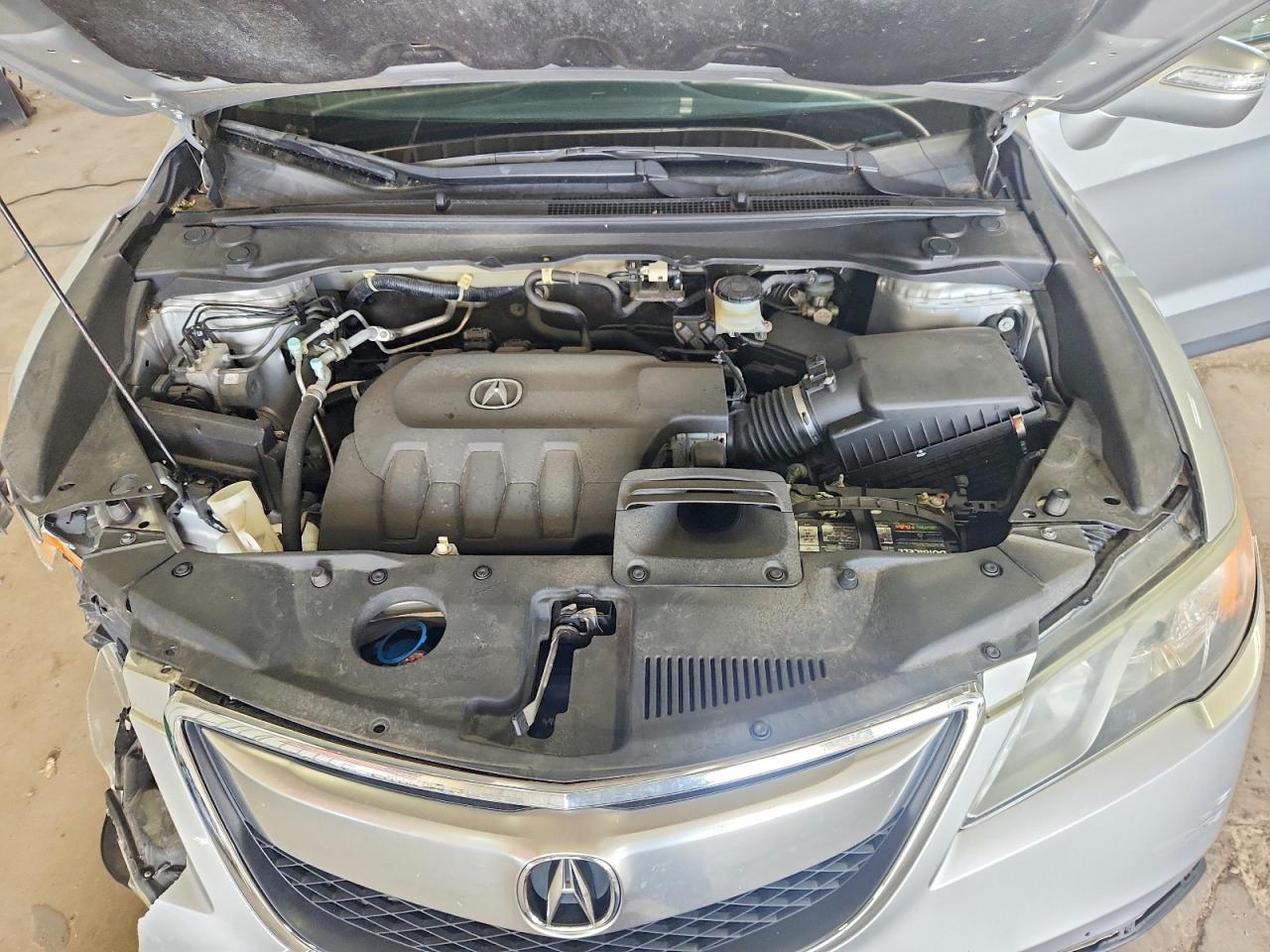 2015 Acura Rdx Серебряный vin: 5J8TB4H30FL010176