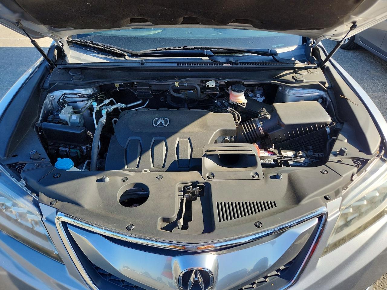 2018 Acura Rdx Серебряный vin: 5J8TB4H30JL024359