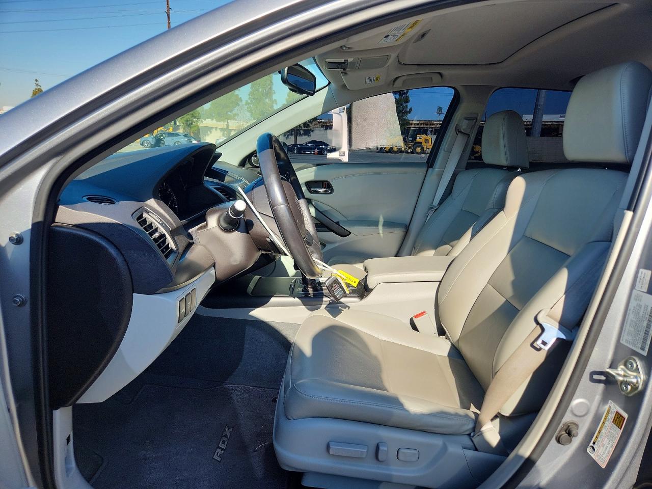 2018 Acura Rdx Серебряный vin: 5J8TB4H30JL024359