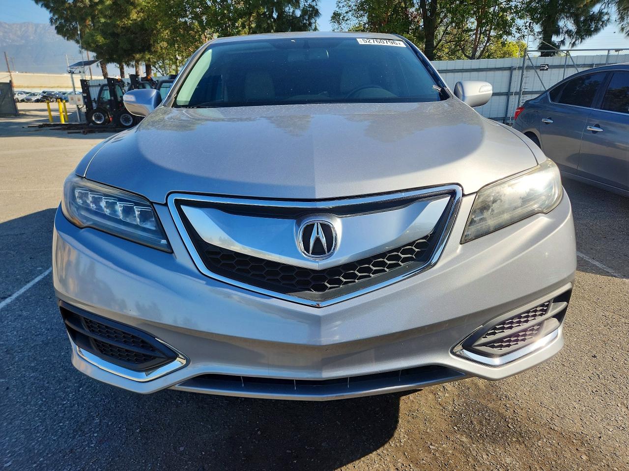 2018 Acura Rdx Серебряный vin: 5J8TB4H30JL024359