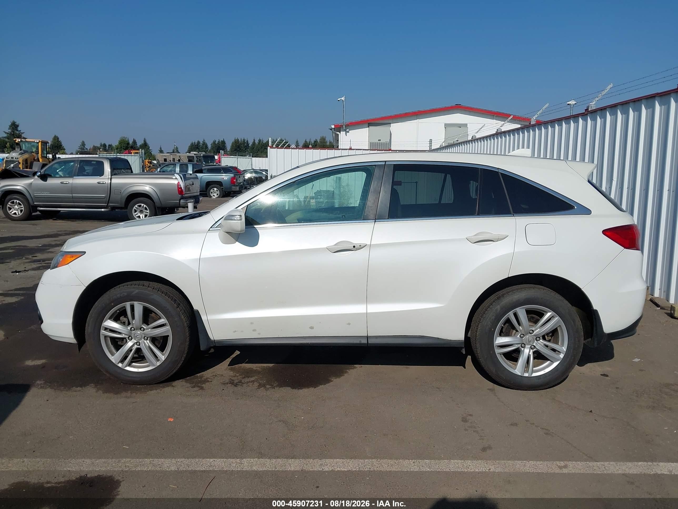2015 Acura Rdx   Белый vin: 5J8TB4H32FL000698