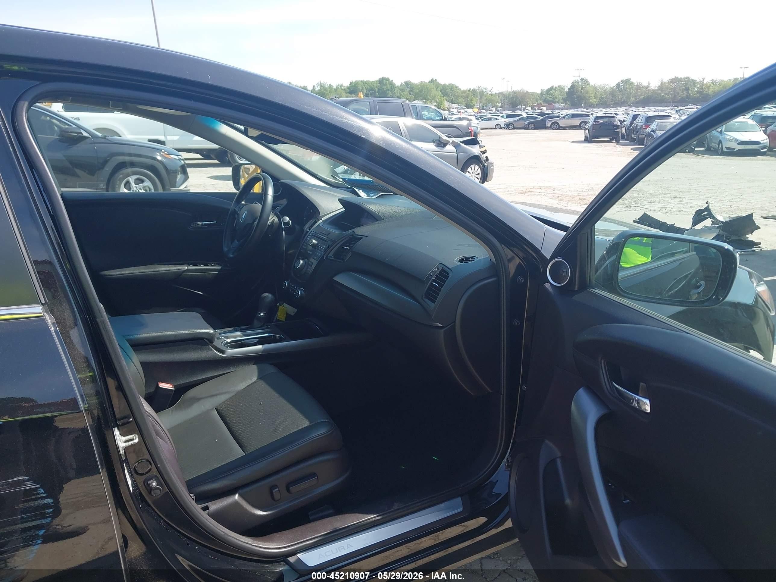 2015 Acura Rdx   Black vin: 5J8TB4H32FL008784