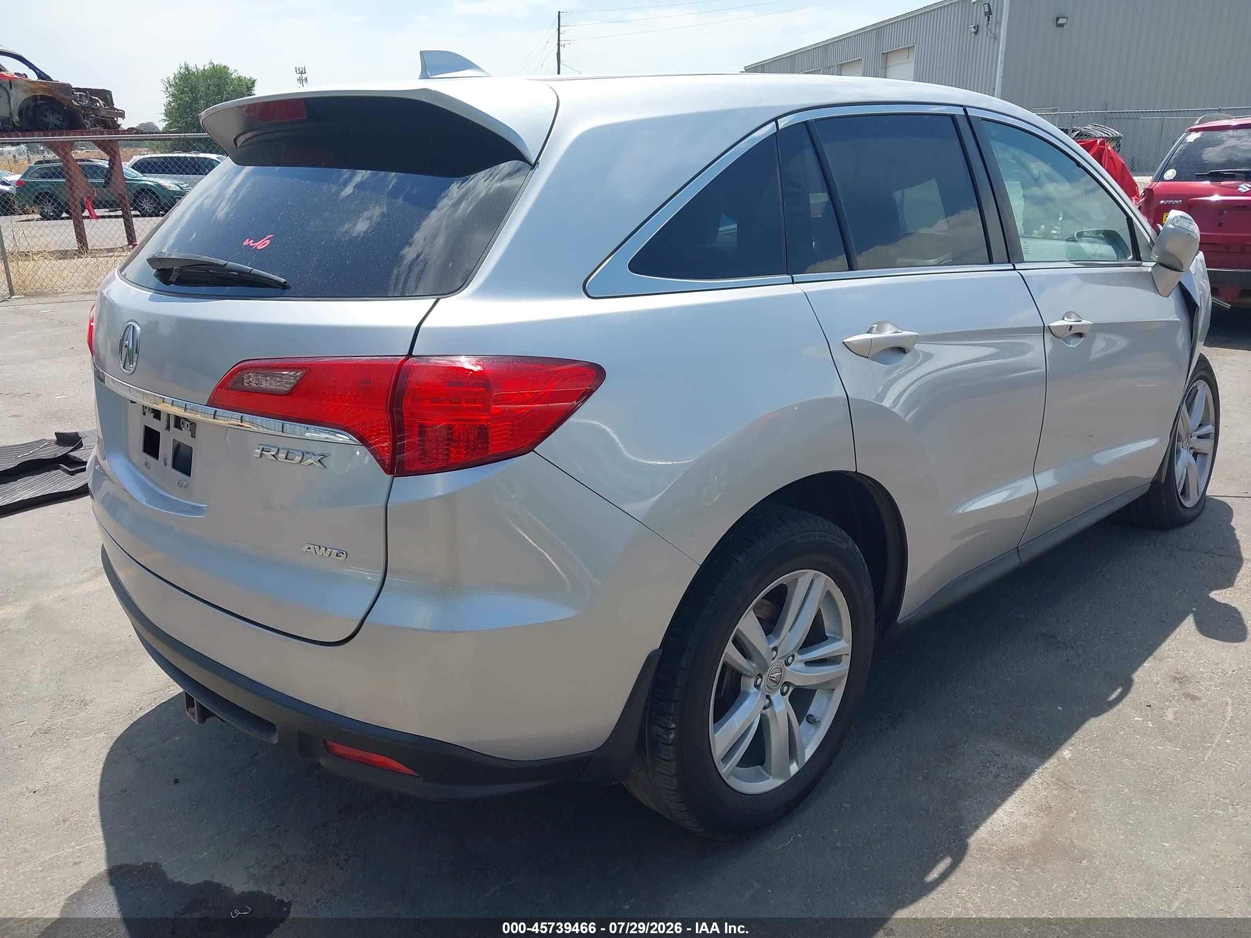 2014 Acura Rdx   Silver vin: 5J8TB4H35EL017963